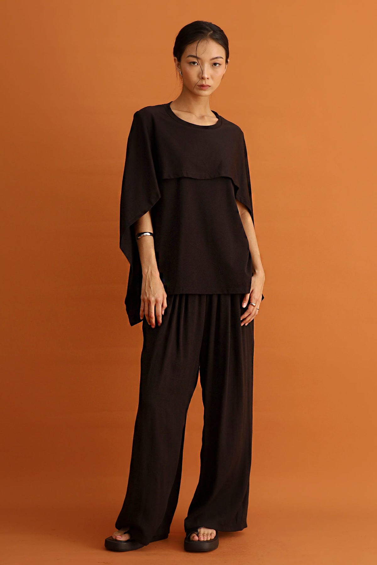 CHOSEN - Ami Cape Top in Black