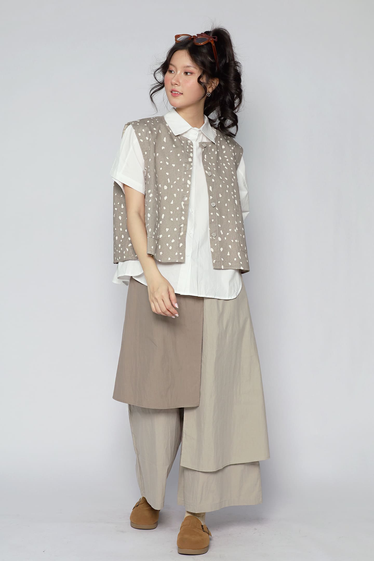 JOY - Kline Abstract Top in Light Grey