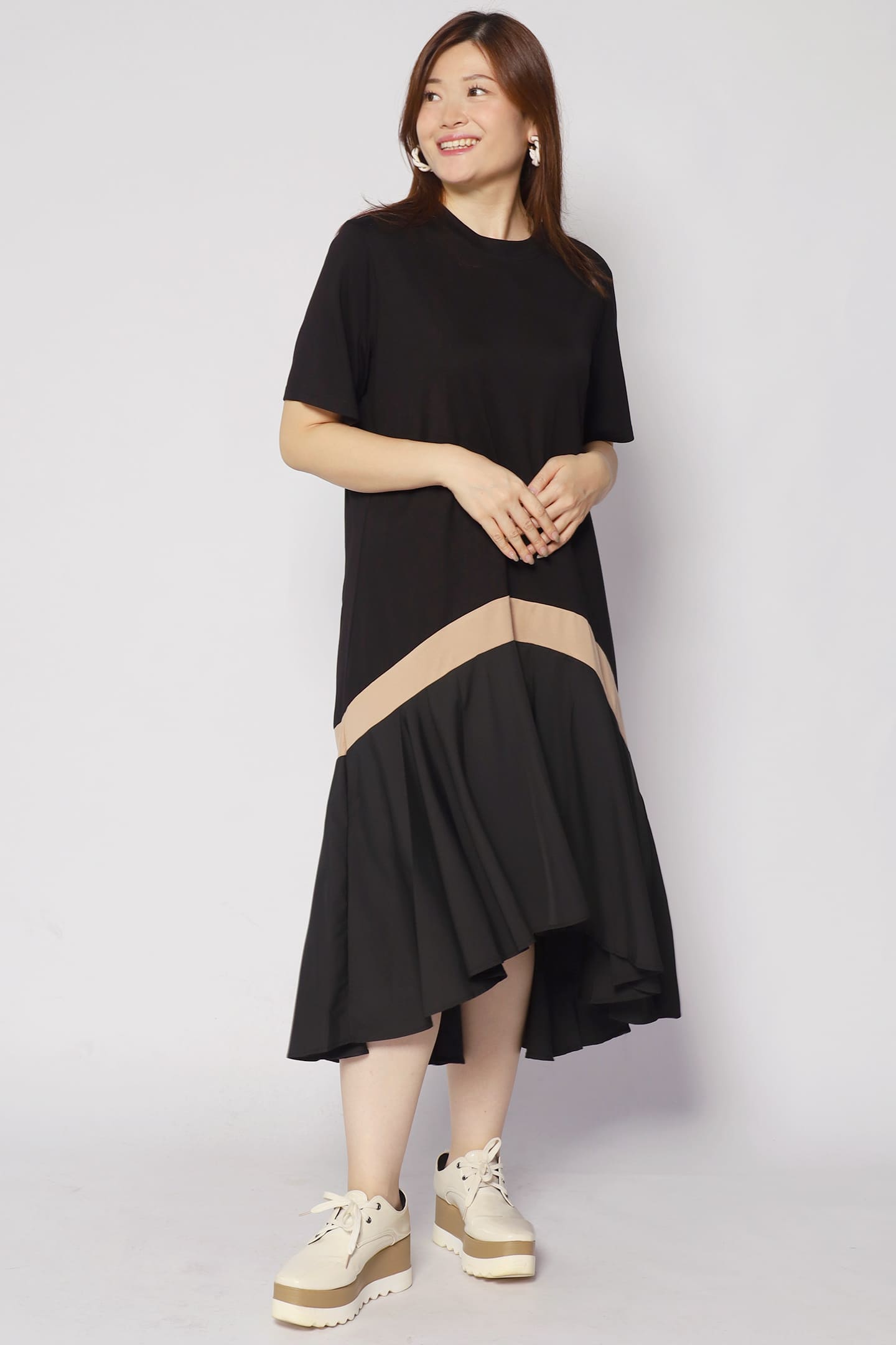 Leigh Colourblock Dress in Black