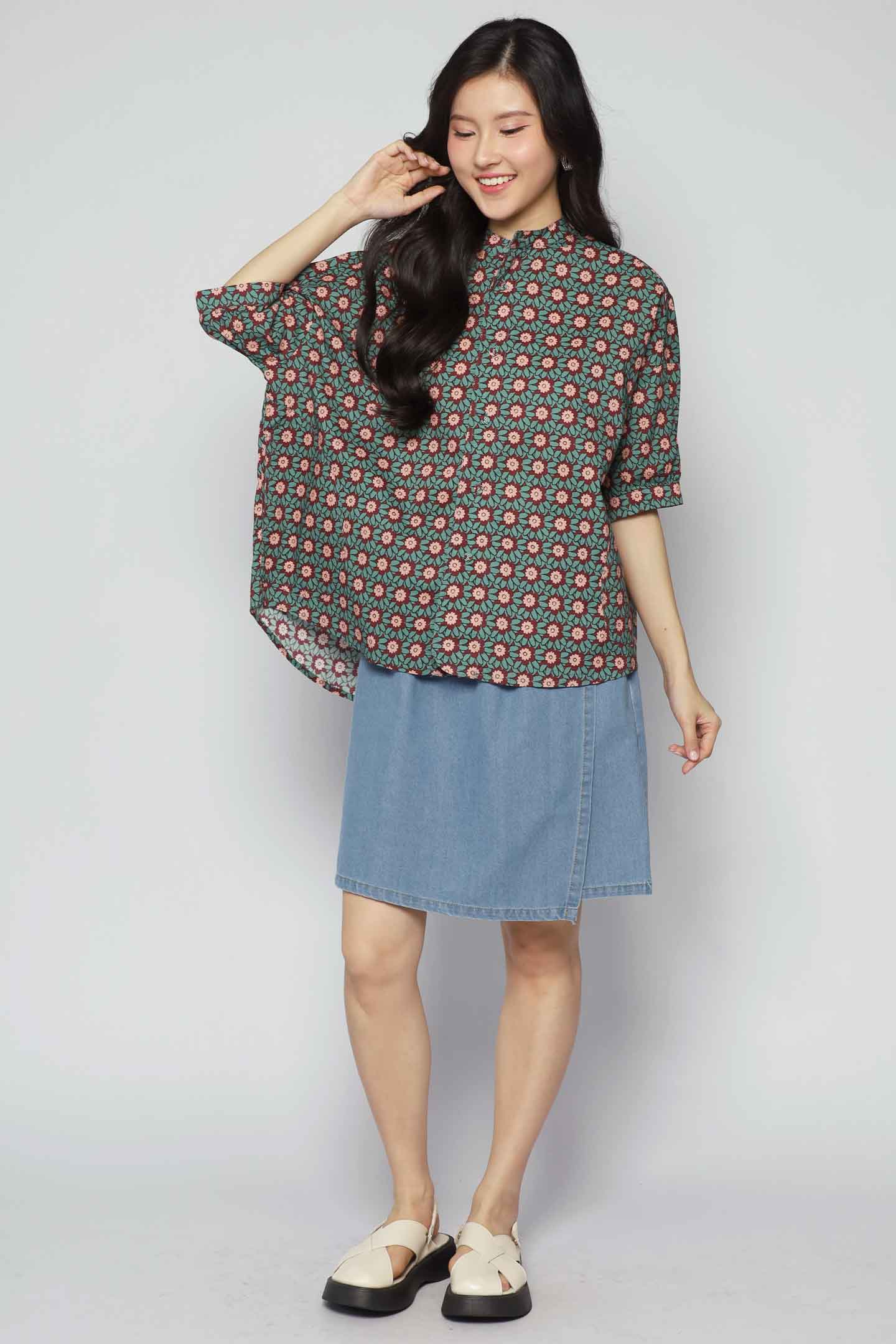 Liam Top in Green Envy