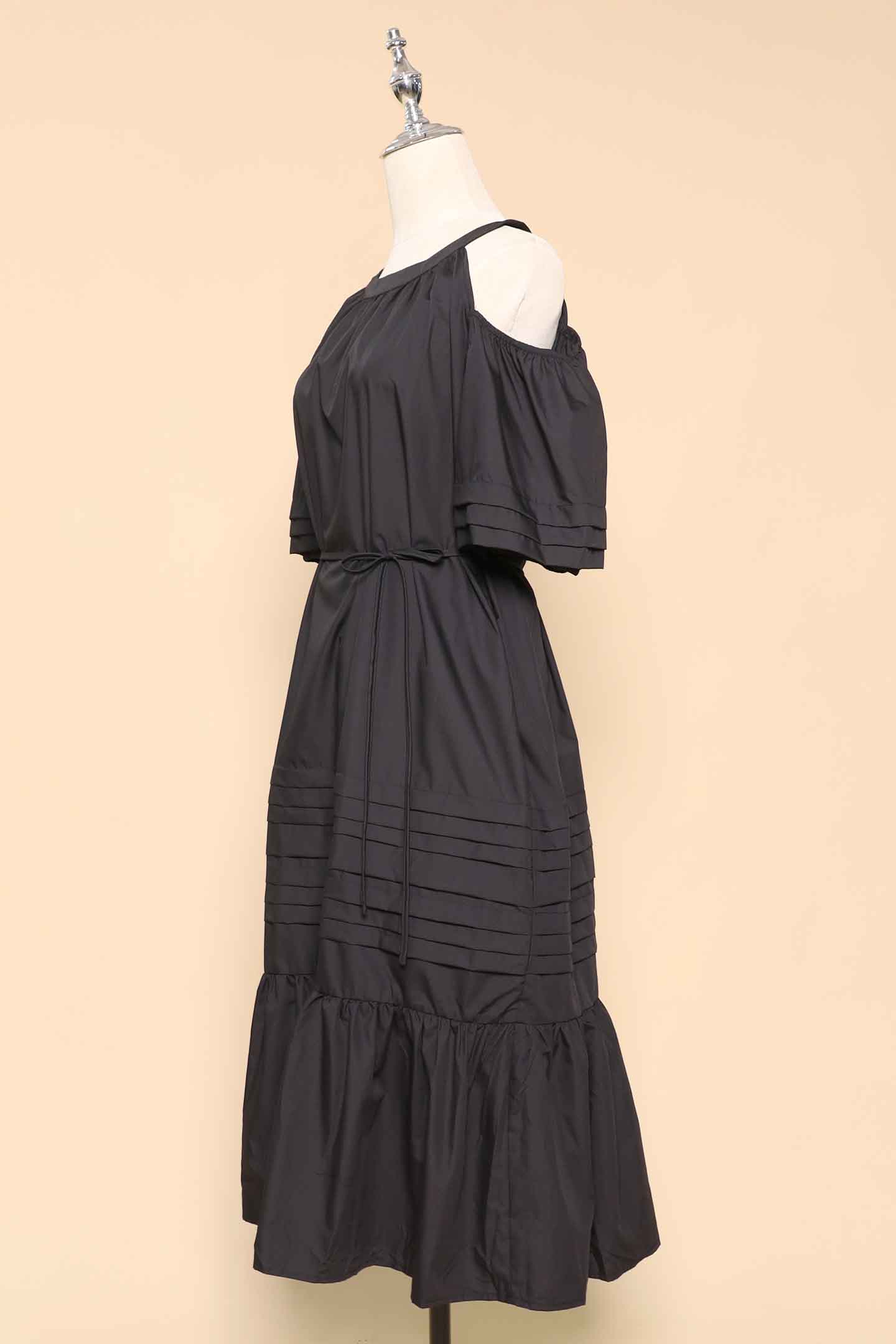 PO - Lindsey Cold Shoulder Dress in Black