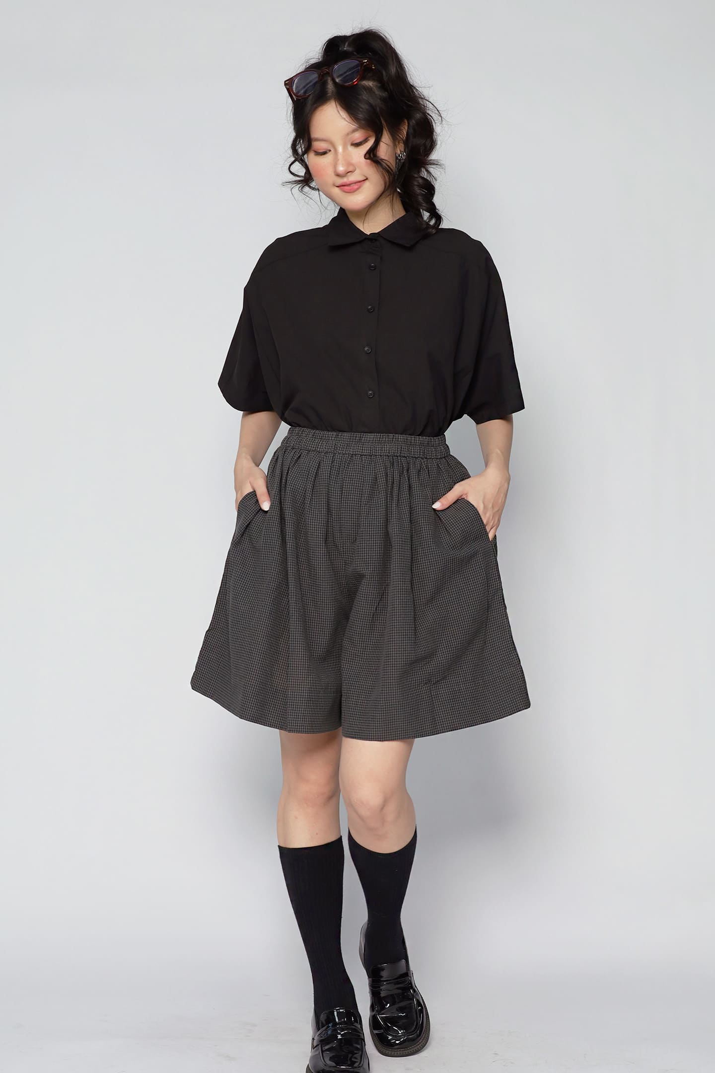 JOY - Lune Checkered Shorts in Dark Grey
