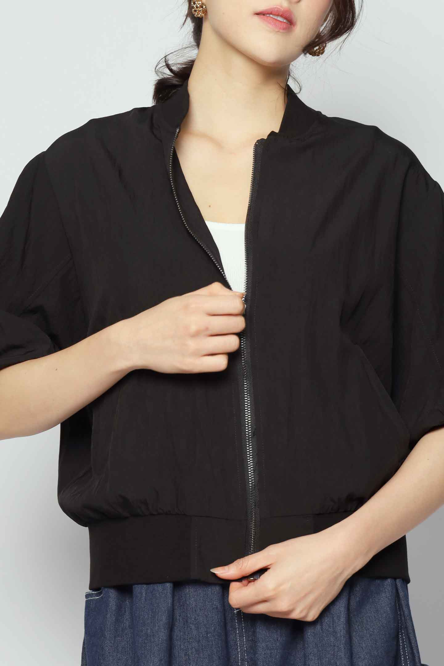 Mags Bomber Jacket in Black