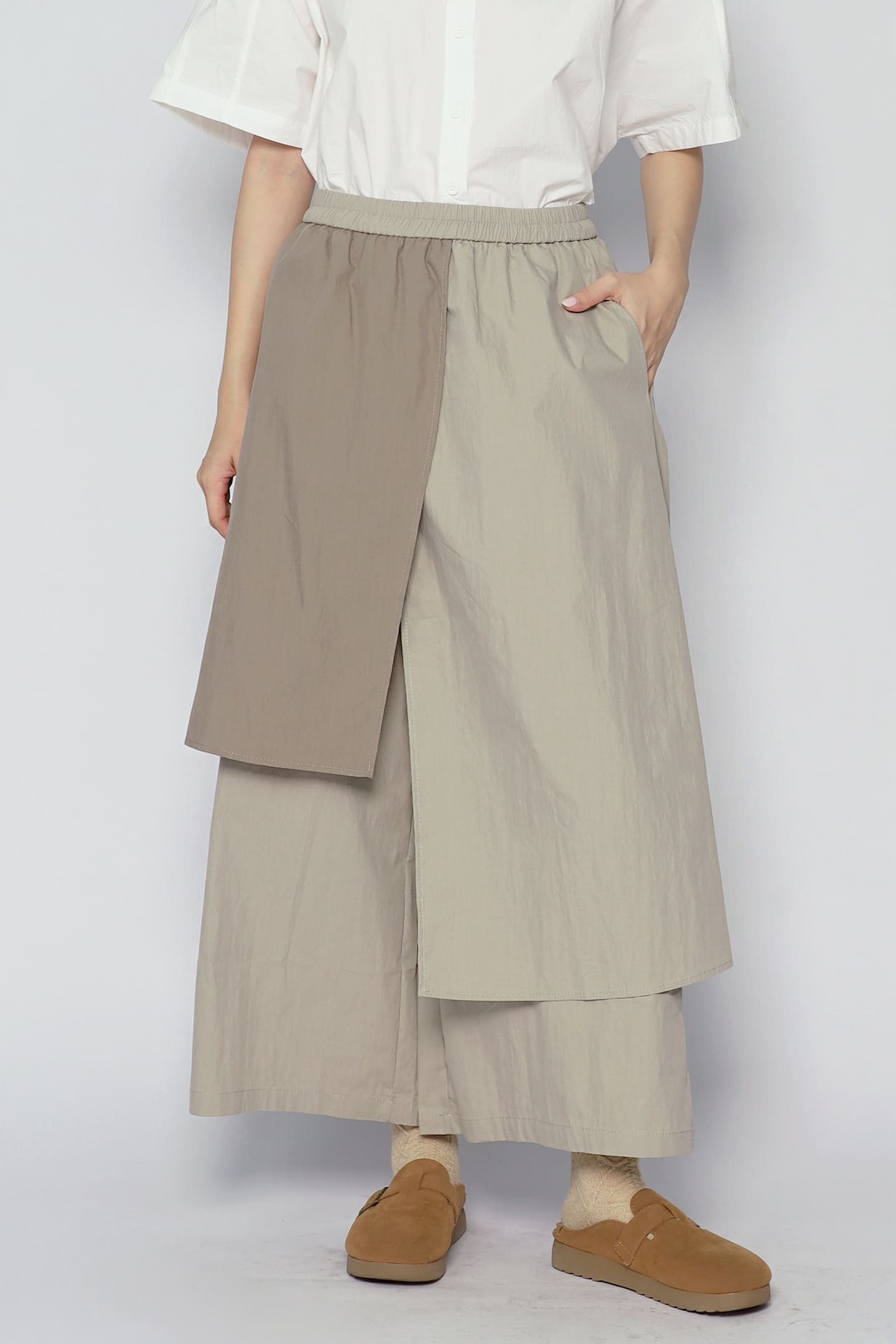 JOY - Mode Foldover Pants in Khaki