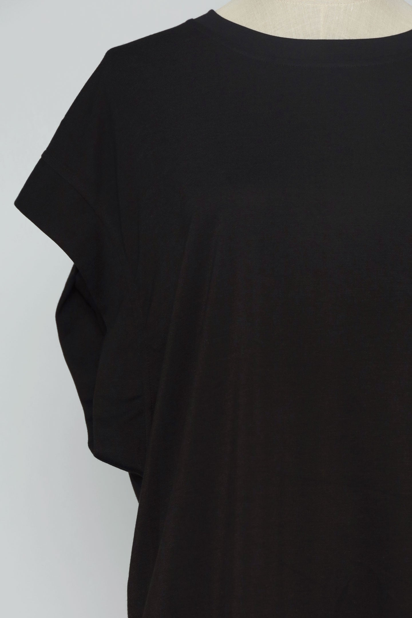 PO - Olia Top in Black