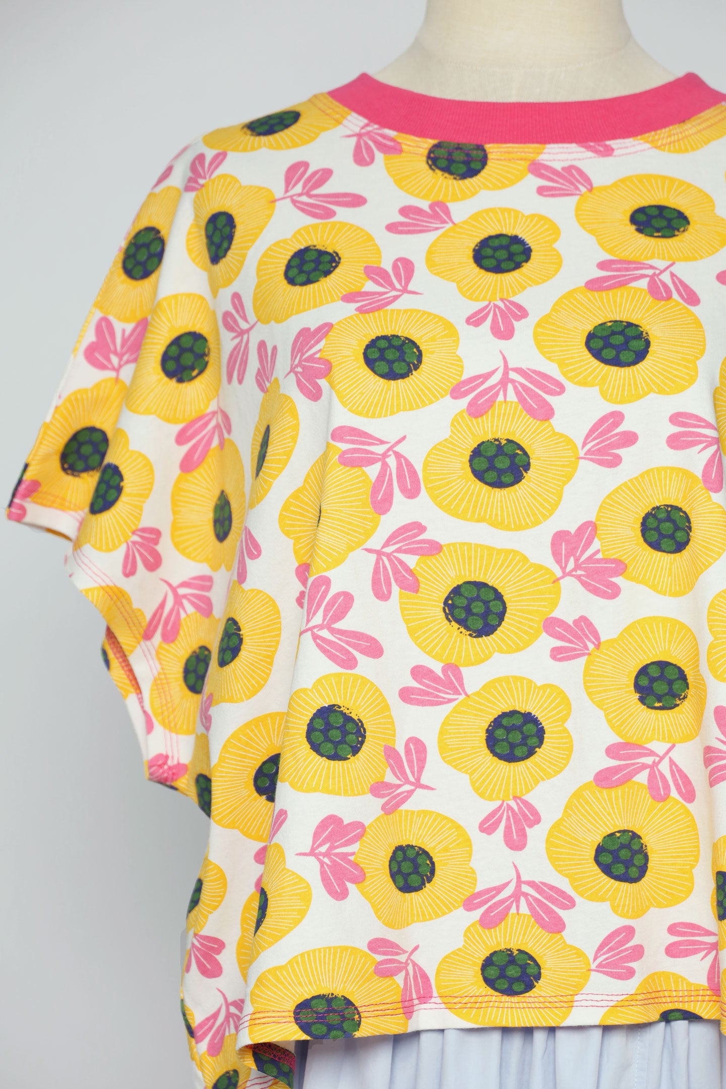 PO - Parrin Top in Yellow Floral
