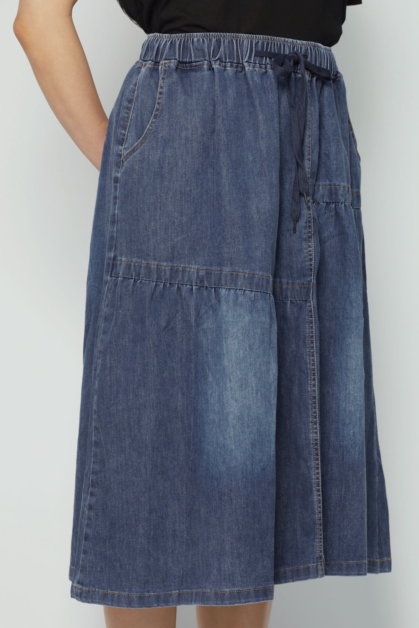 Pean Denim Skirt in Dark Blue