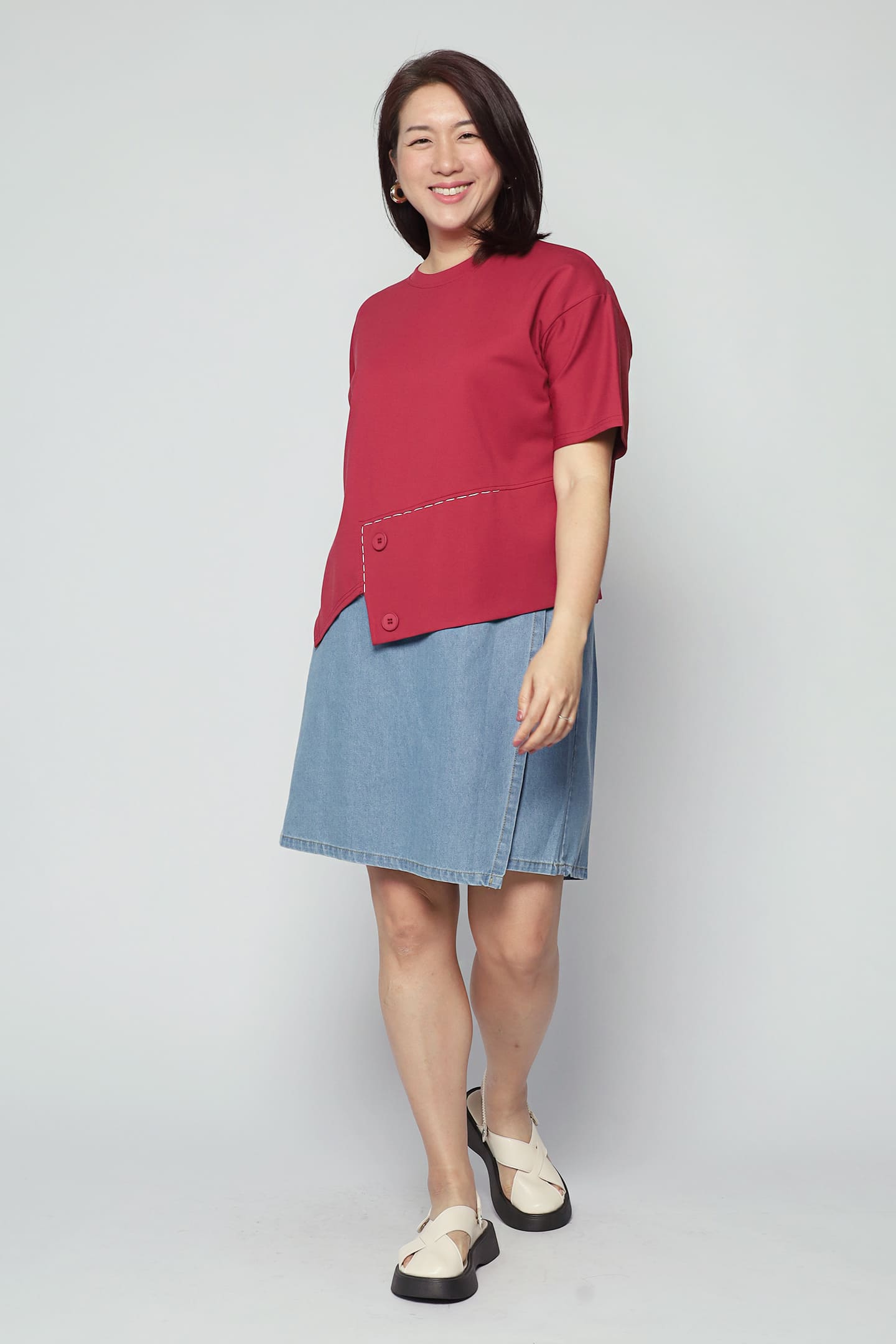 Backorders Easy By TE - Peiling Button Top in Red