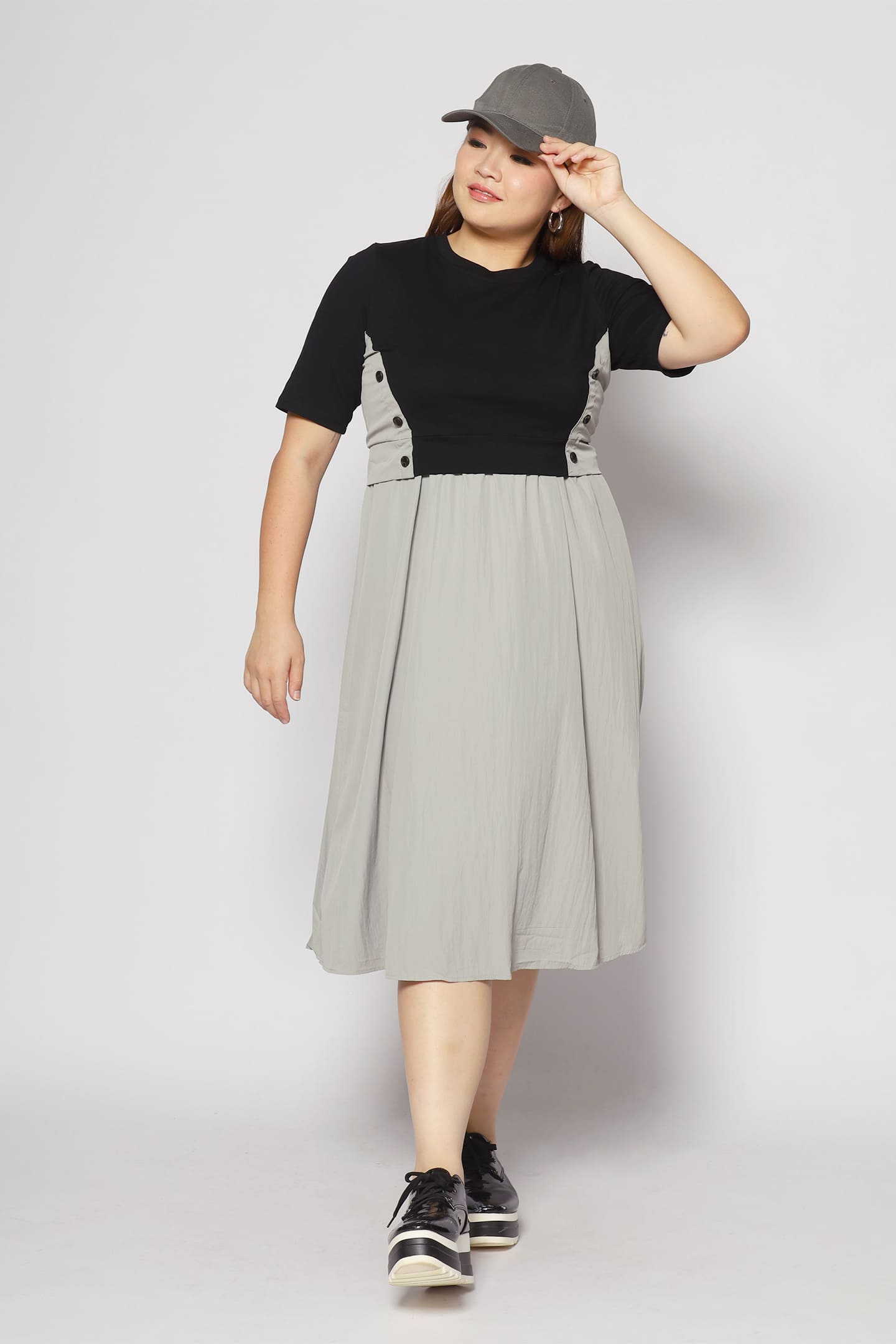 PO - Phan Button Dress in Grey Black