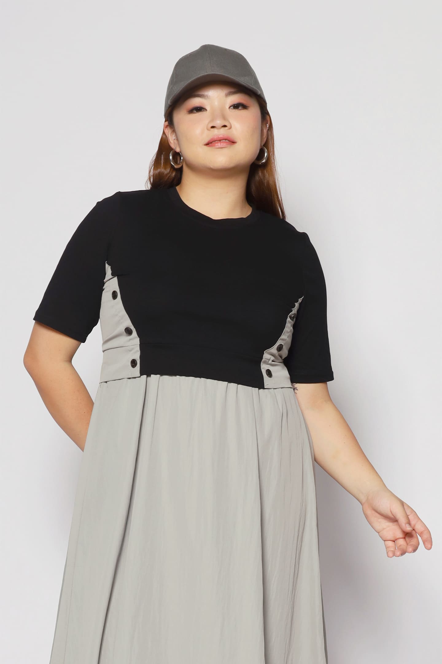 Phan Button Dress in Grey Black