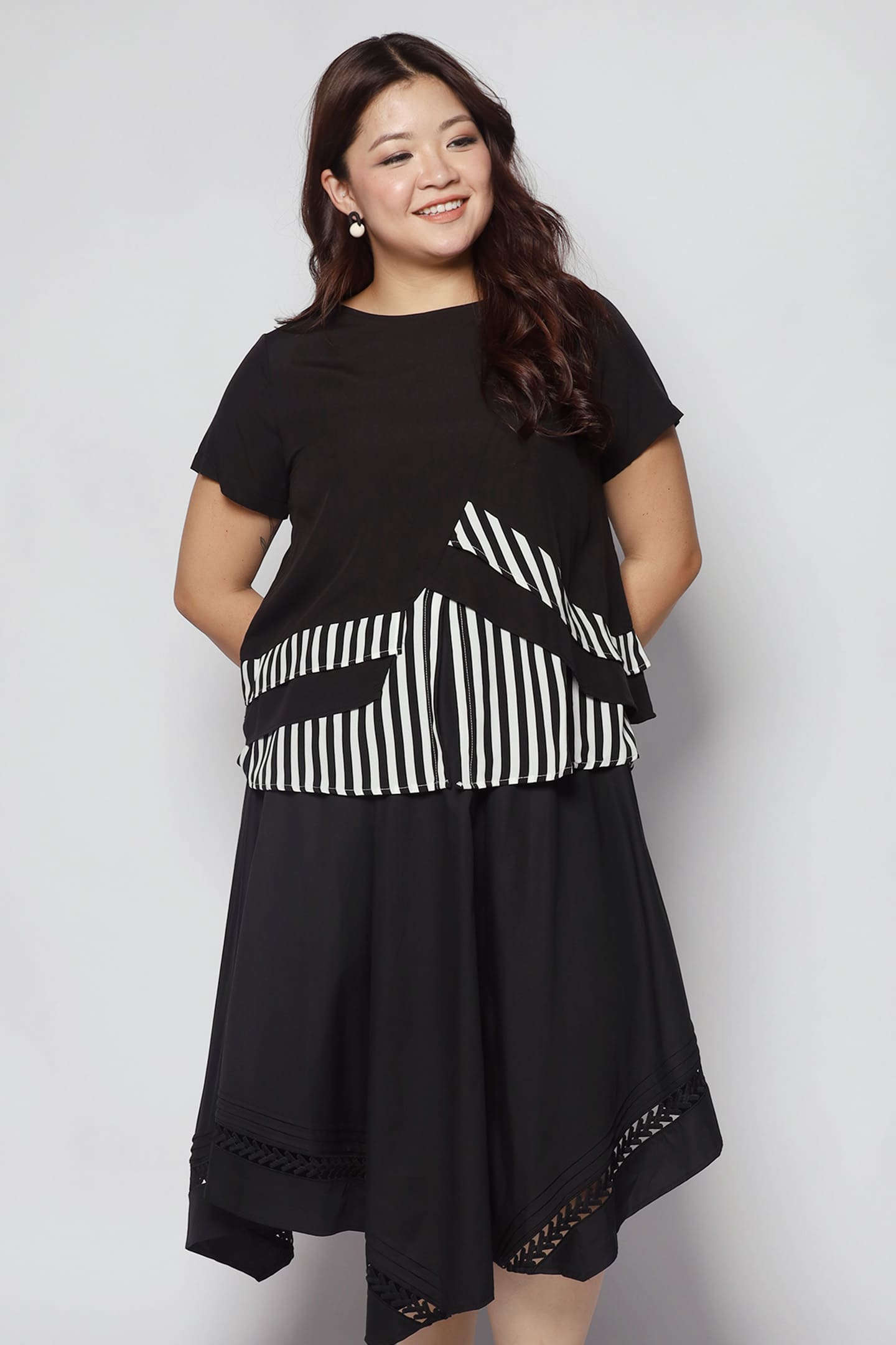 Pikk Stripe Top in Black