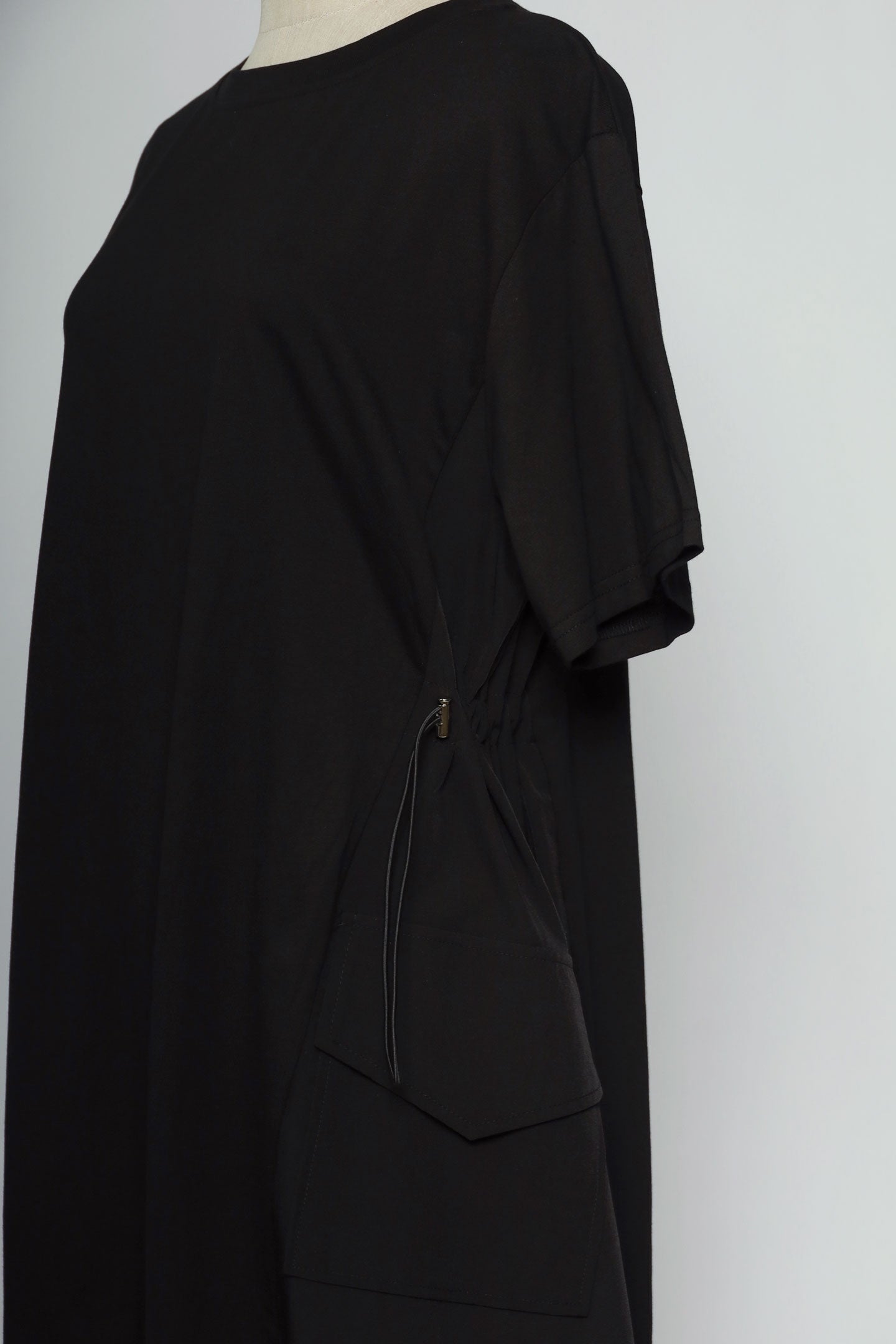 PO - Pipi Dress in Black