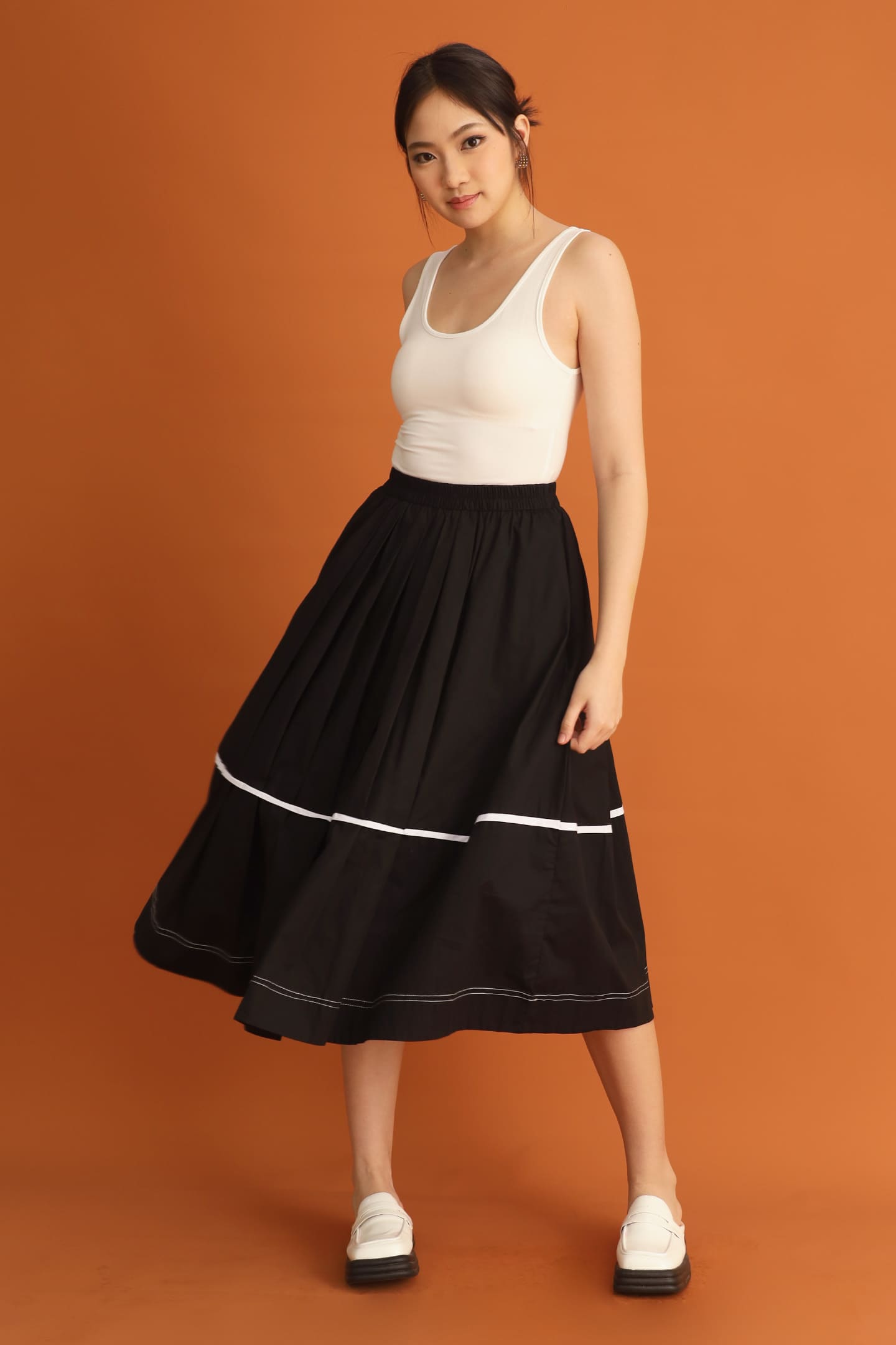 CHOSEN: Jisoo Pleated Skirt