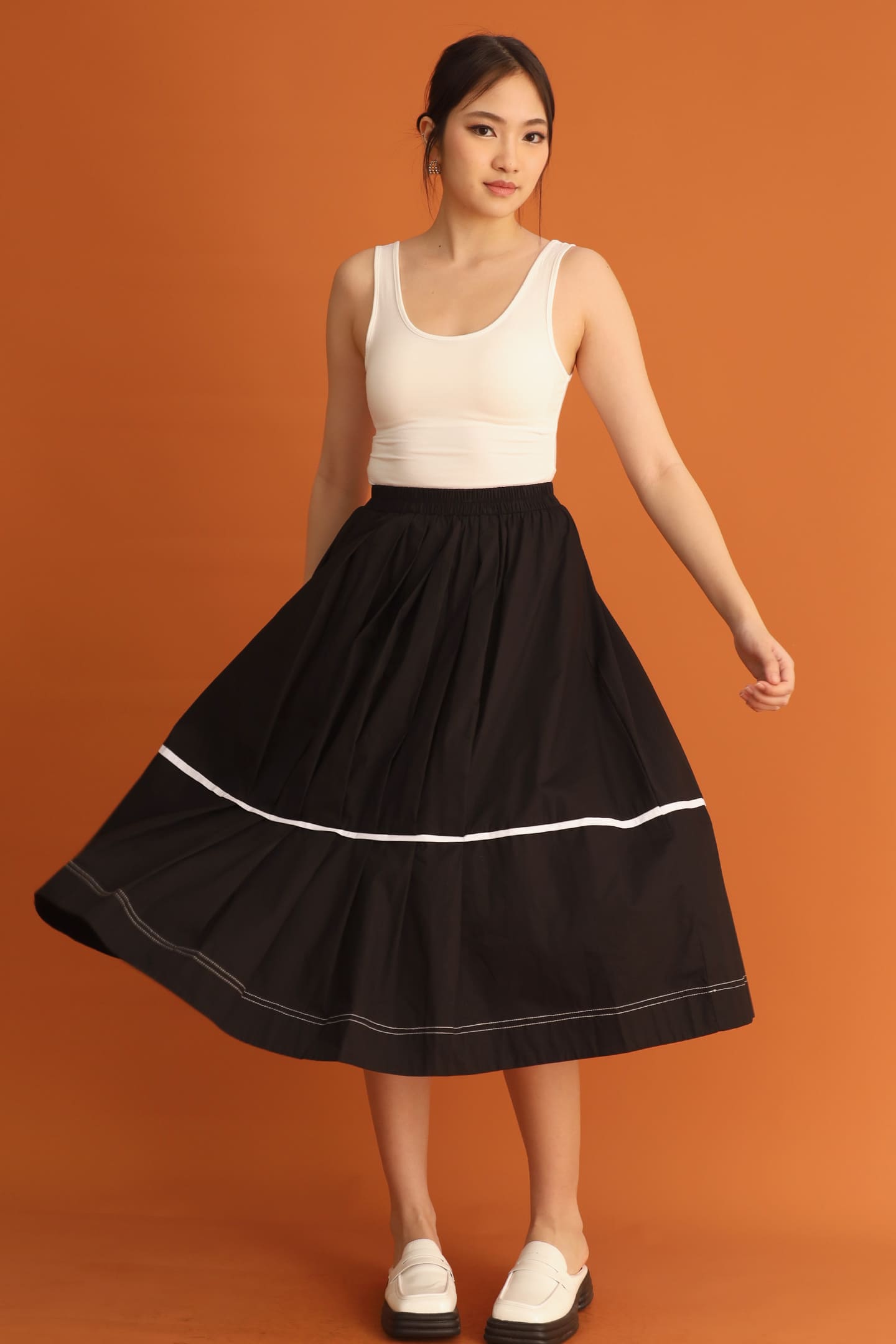 CHOSEN: Jisoo Pleated Skirt