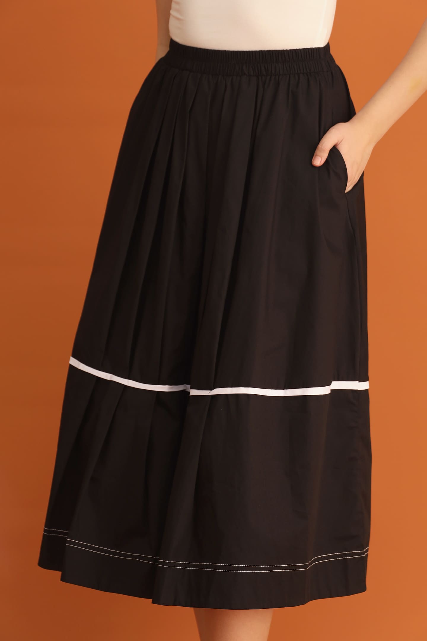 CHOSEN: Jisoo Pleated Skirt