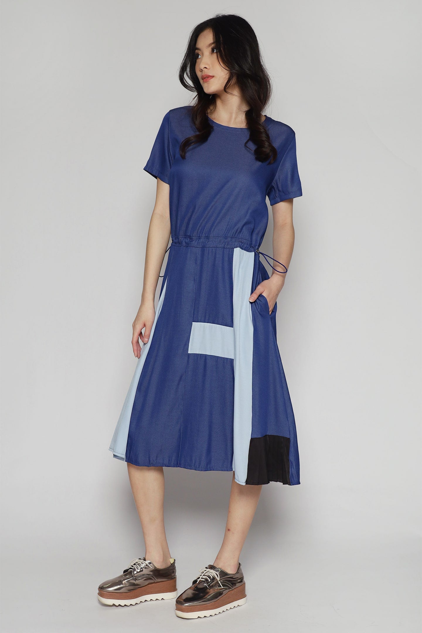 Qian Drawstring Dress in Blue
