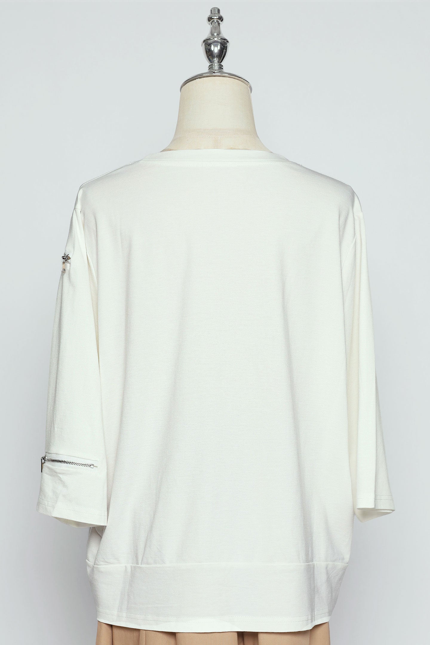 PO -  Quartz Top in White Zip