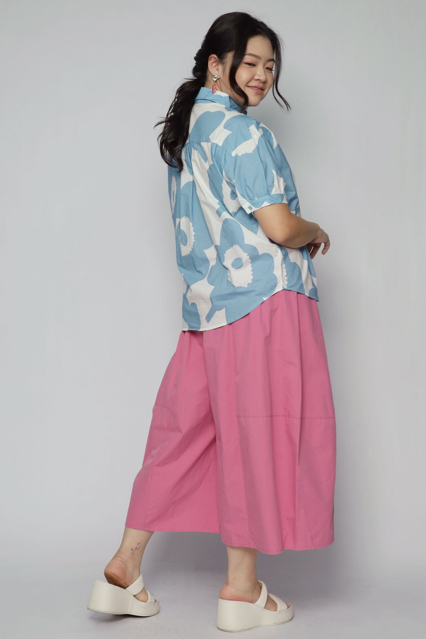 Quirky Top in Blue Popflower