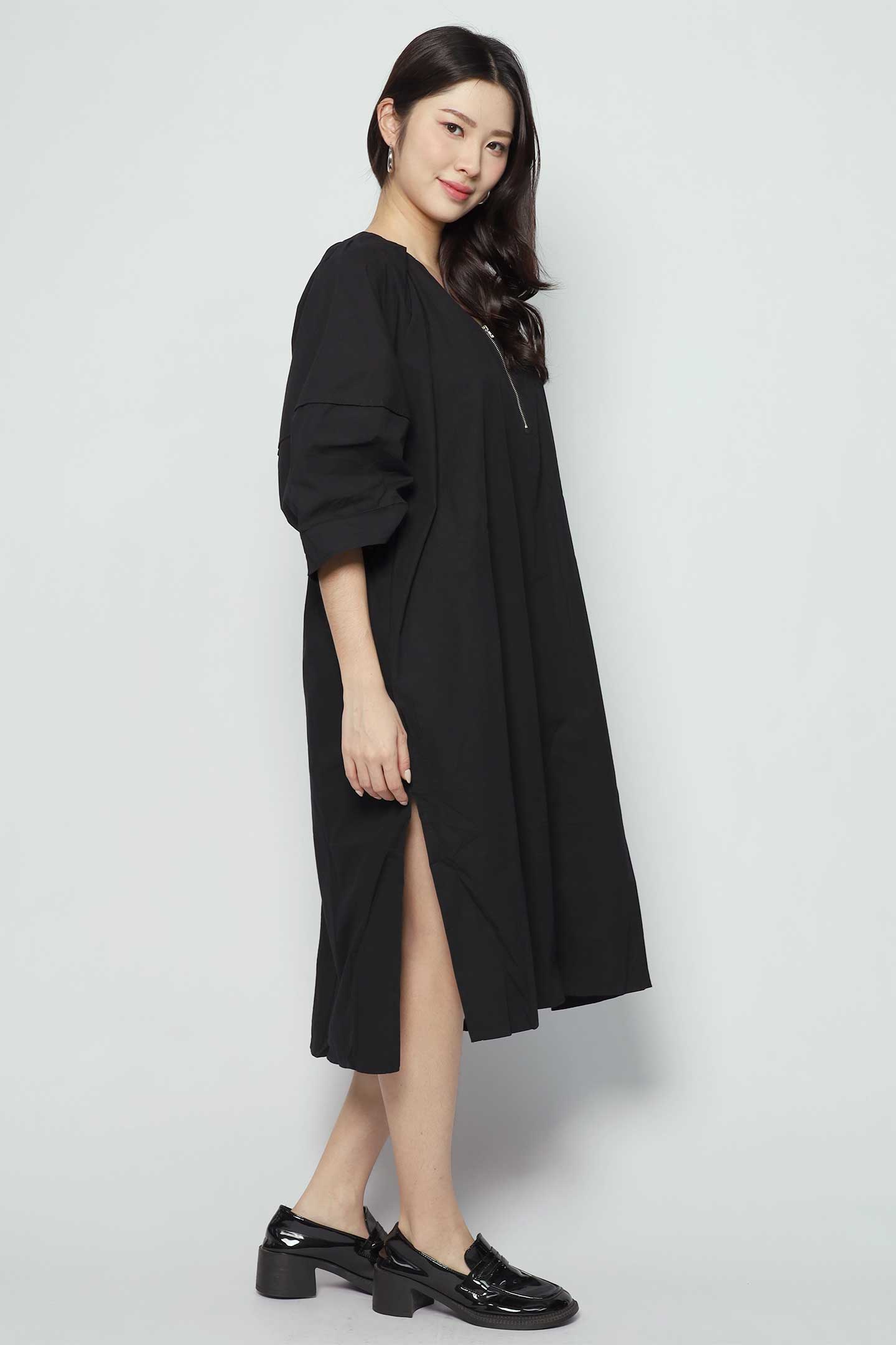 Radley Zipper Dress in Black