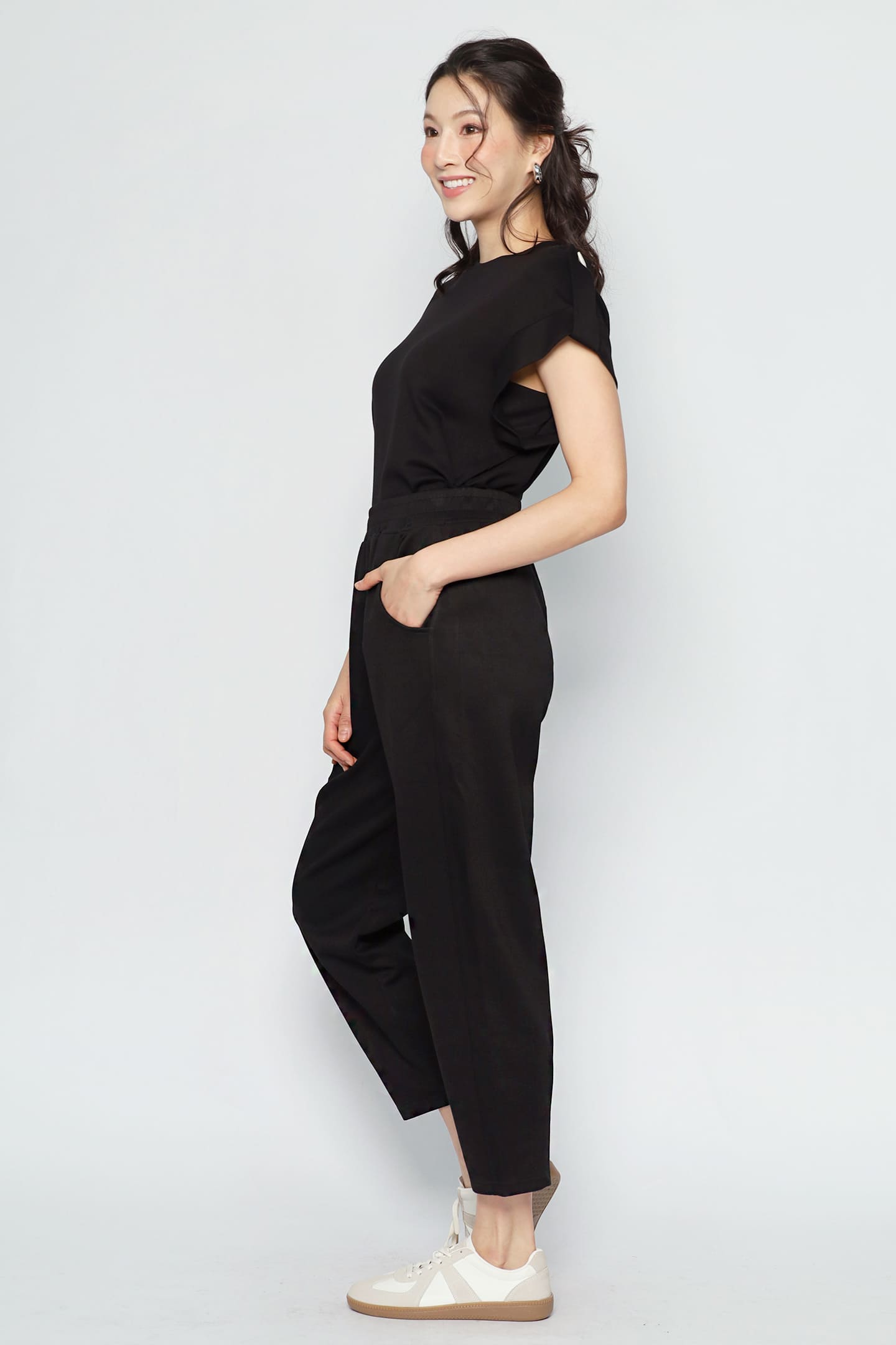 JOY - Ready to Go Pants in Black