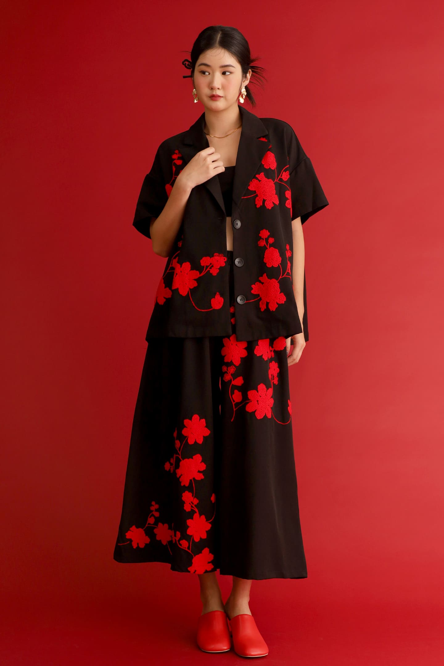 CHOSEN - Red Dynasty Embroidered Blazer