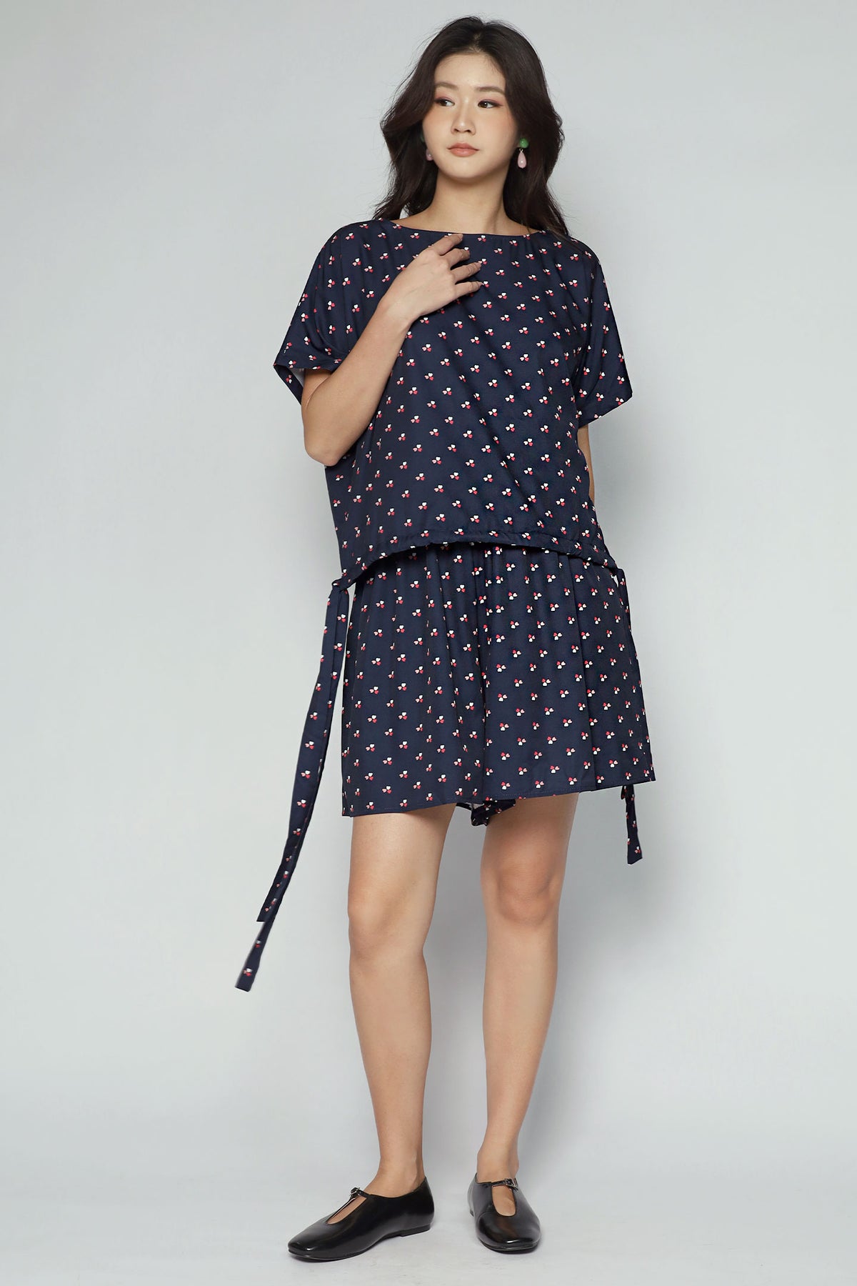Ririsu Reversible Top in Trio Heart