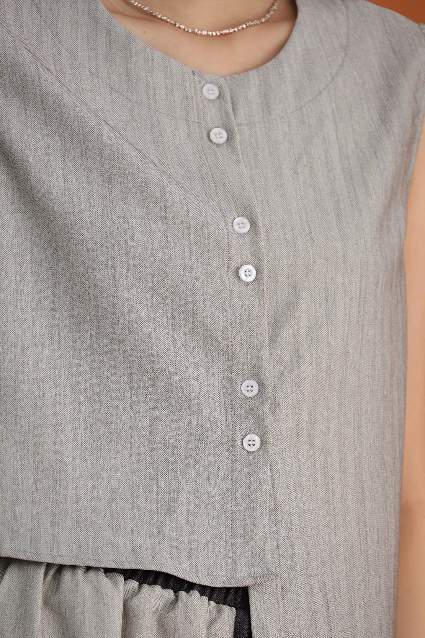 CHOSEN - Rishi Asymmetrical Vest in Grey