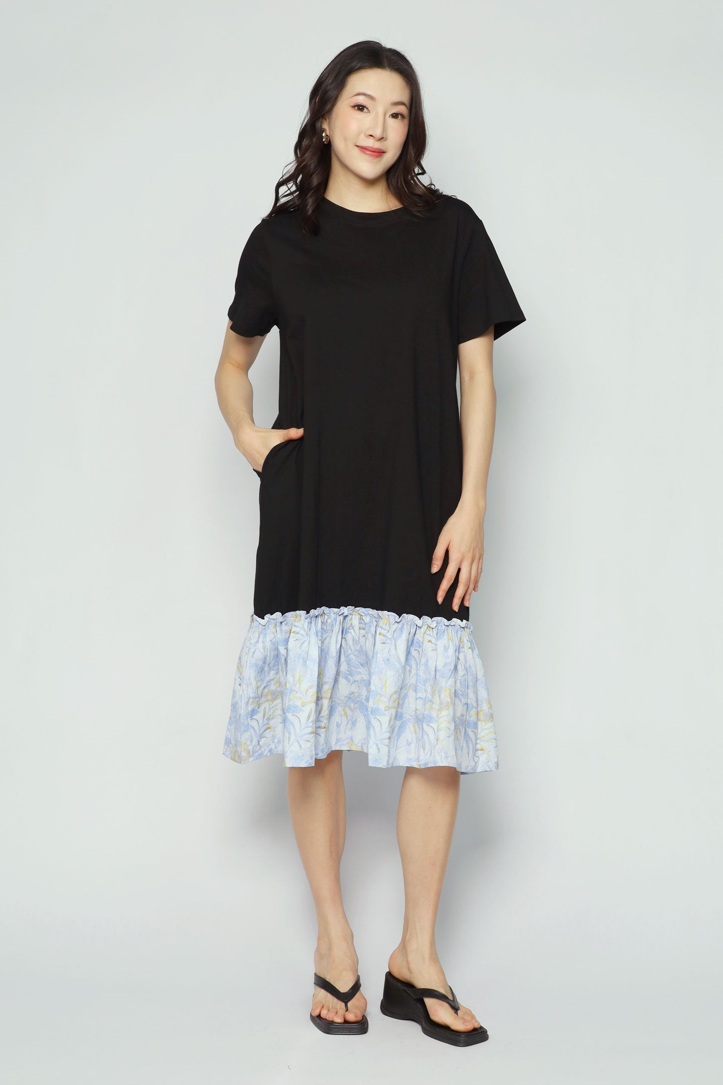 Robyn Dress in Blue Floret
