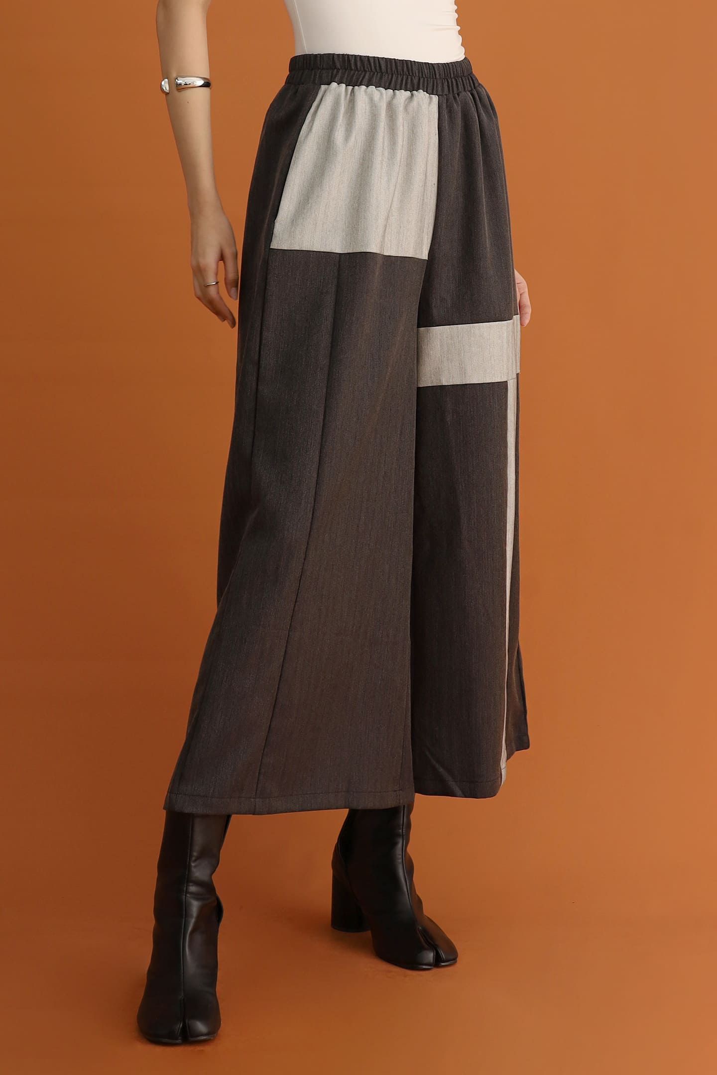 CHOSEN - Roko Pants in Grey Black