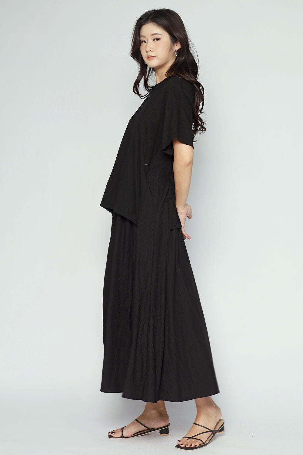 Savrina Midi Dress in Black