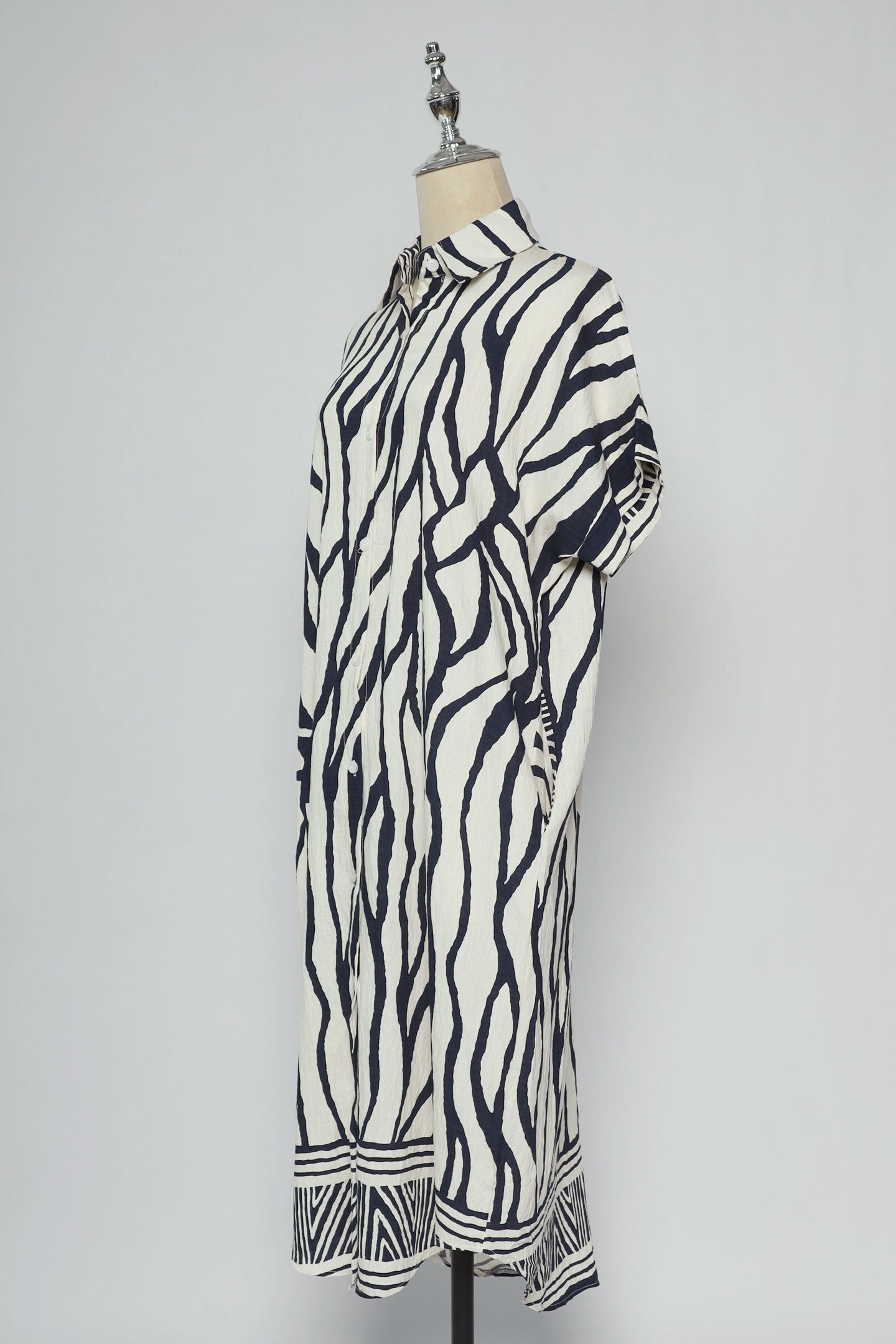 PO - Shanny Shirt Dress in White Abstract