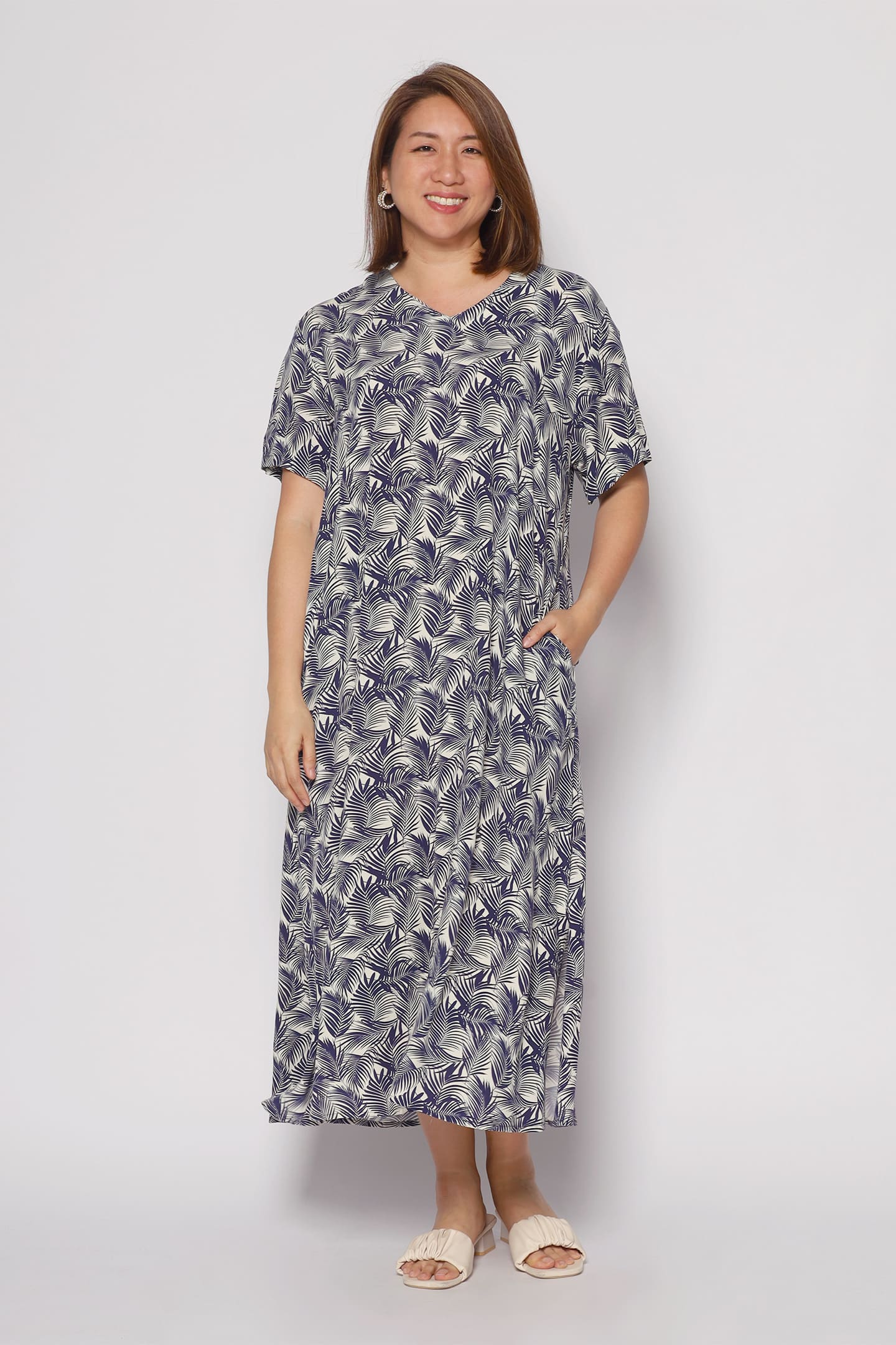 Shiso Dress in Navy Foliage