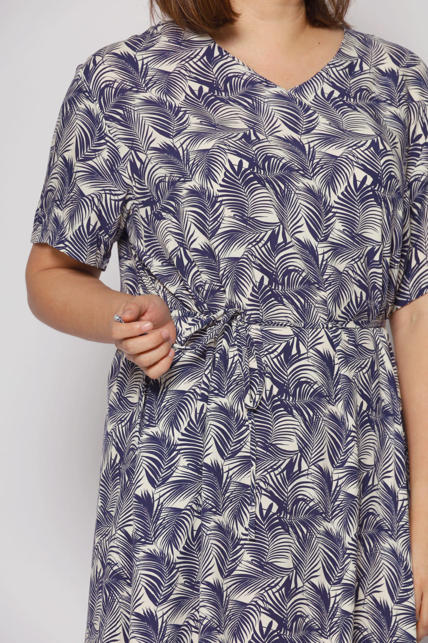 Shiso Dress in Navy Foliage