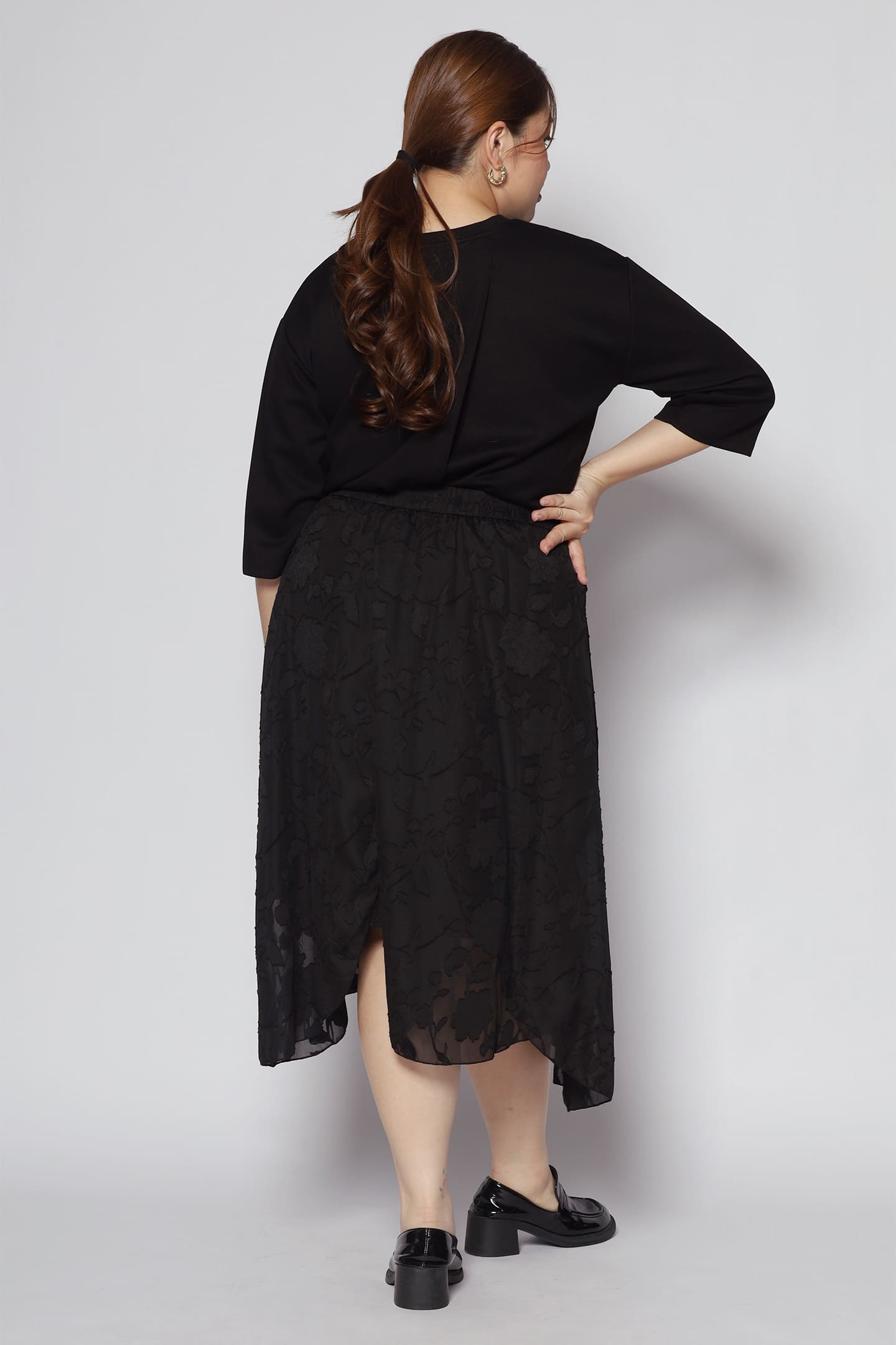 Sloan Lace Skirt in Black