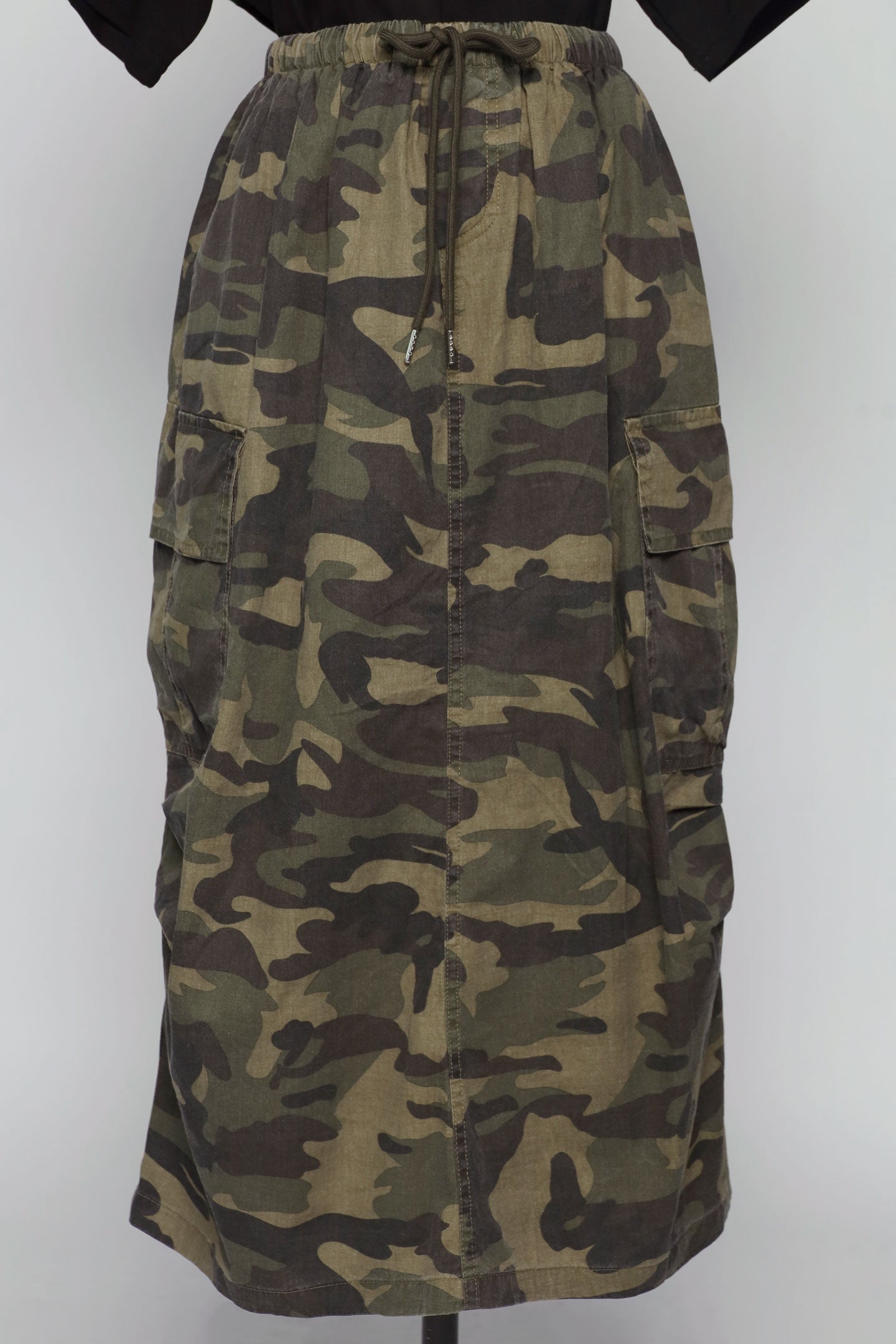 PO - Solene Camo Cargo Skirt