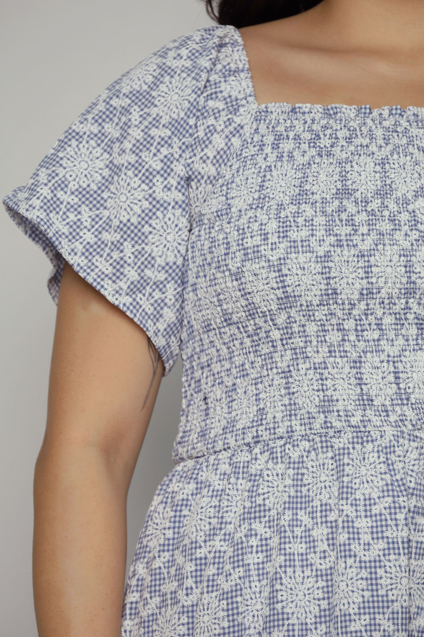 Sora Dress in Gingham Field