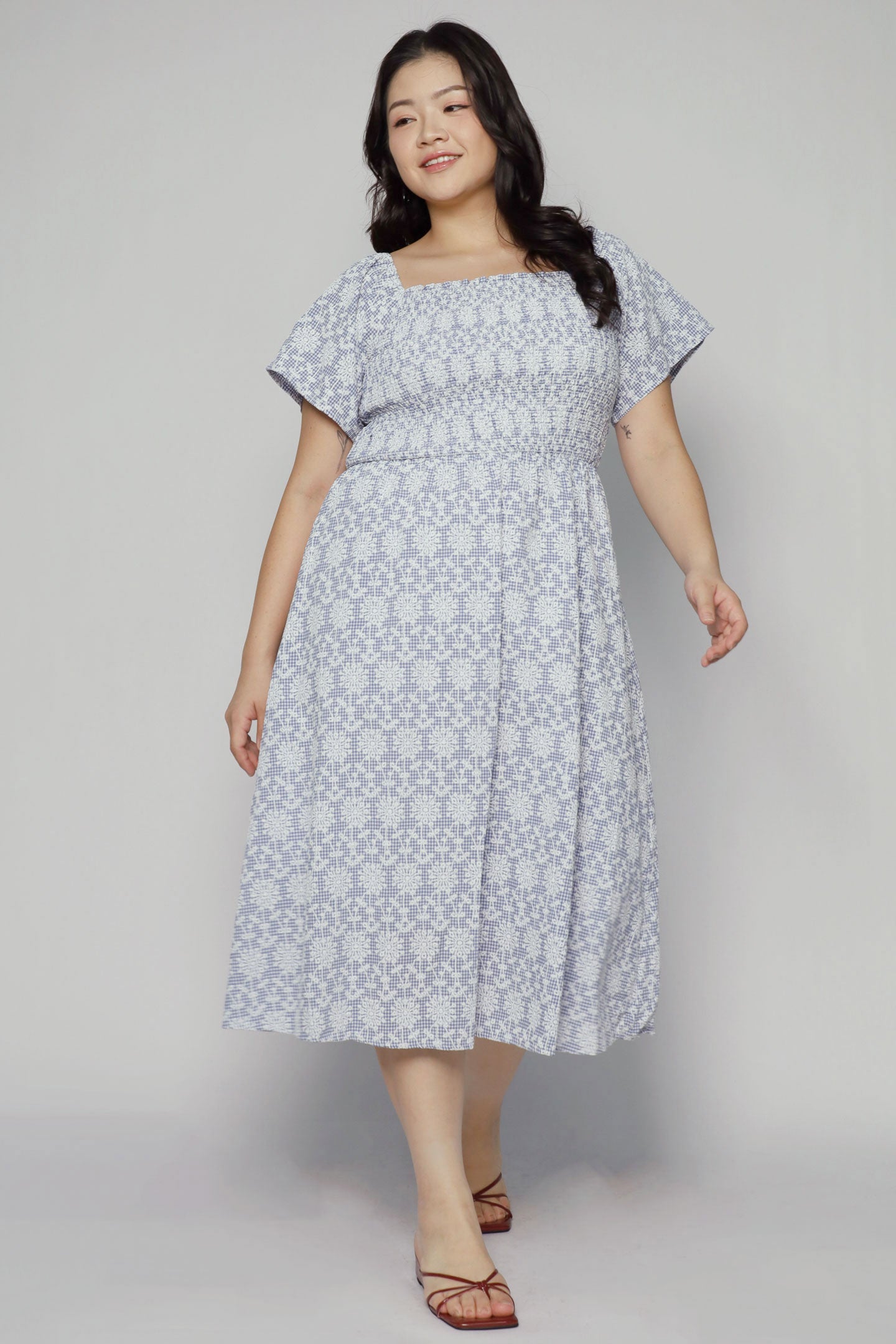 Sora Dress in Gingham Field