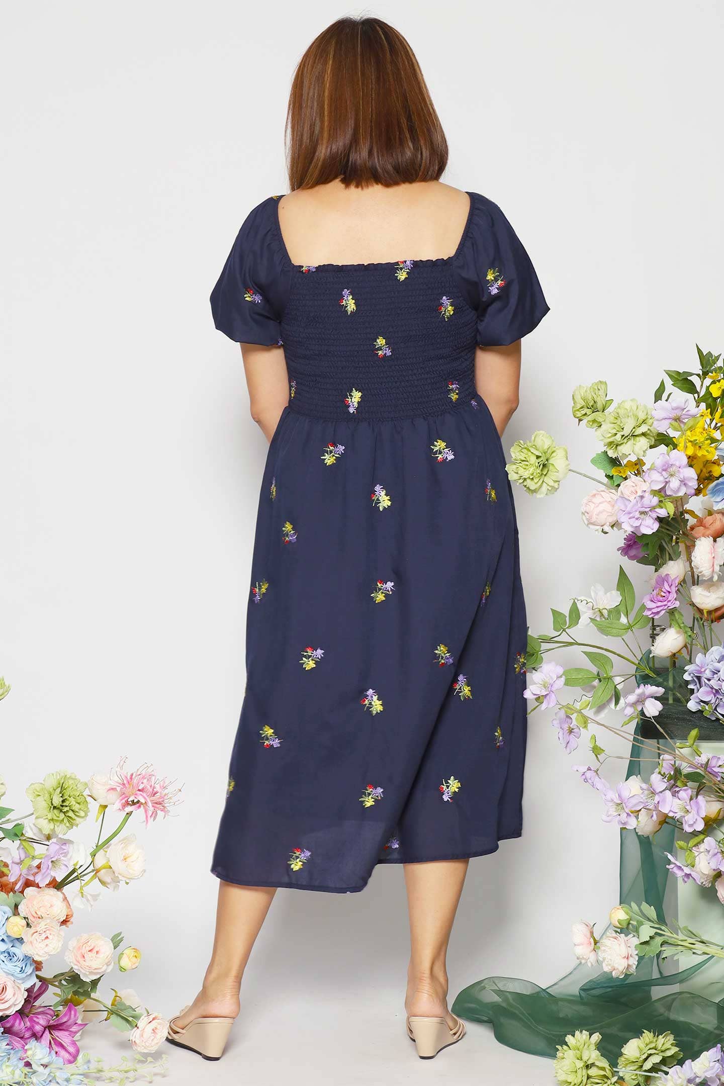 Sora Dress in Holly Embroidery