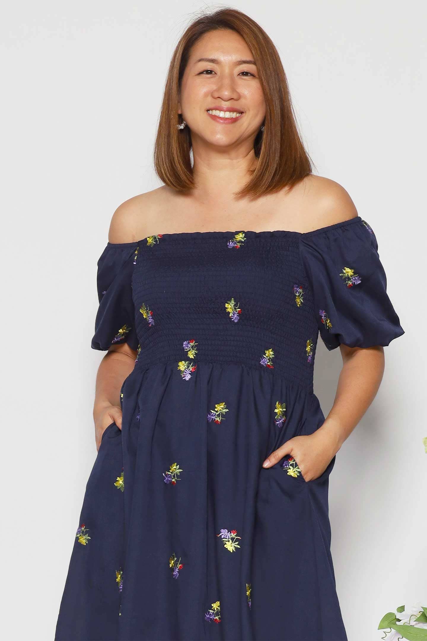 Sora Dress in Holly Embroidery