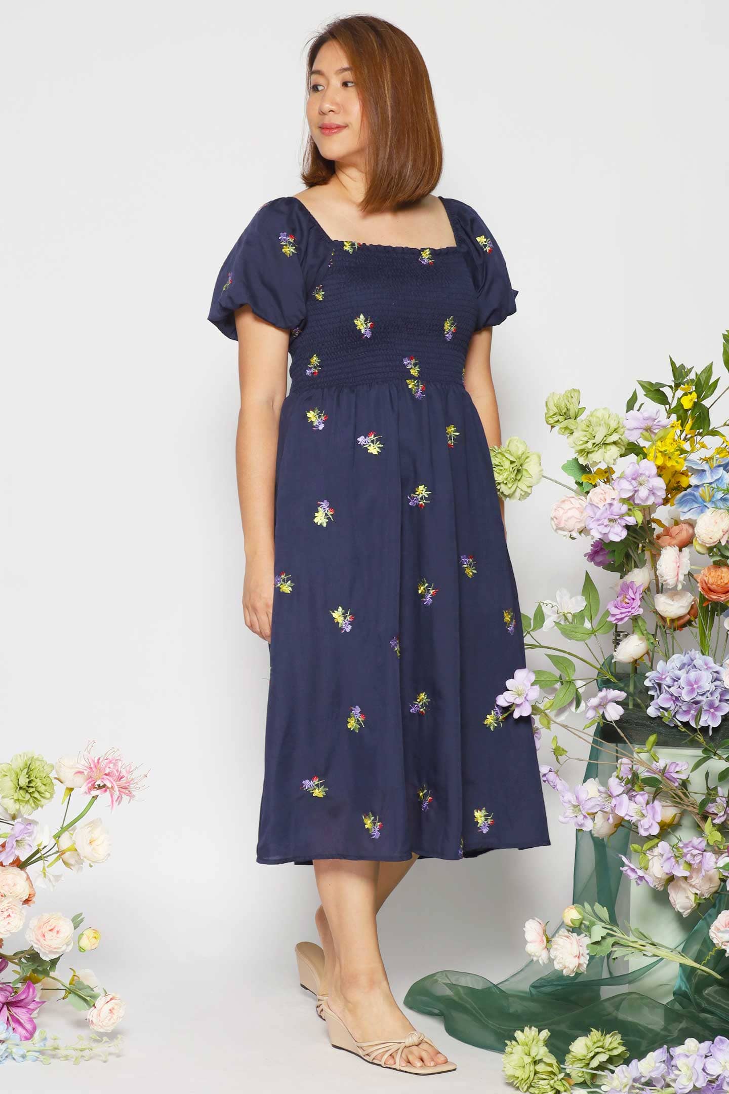 Sora Dress in Holly Embroidery