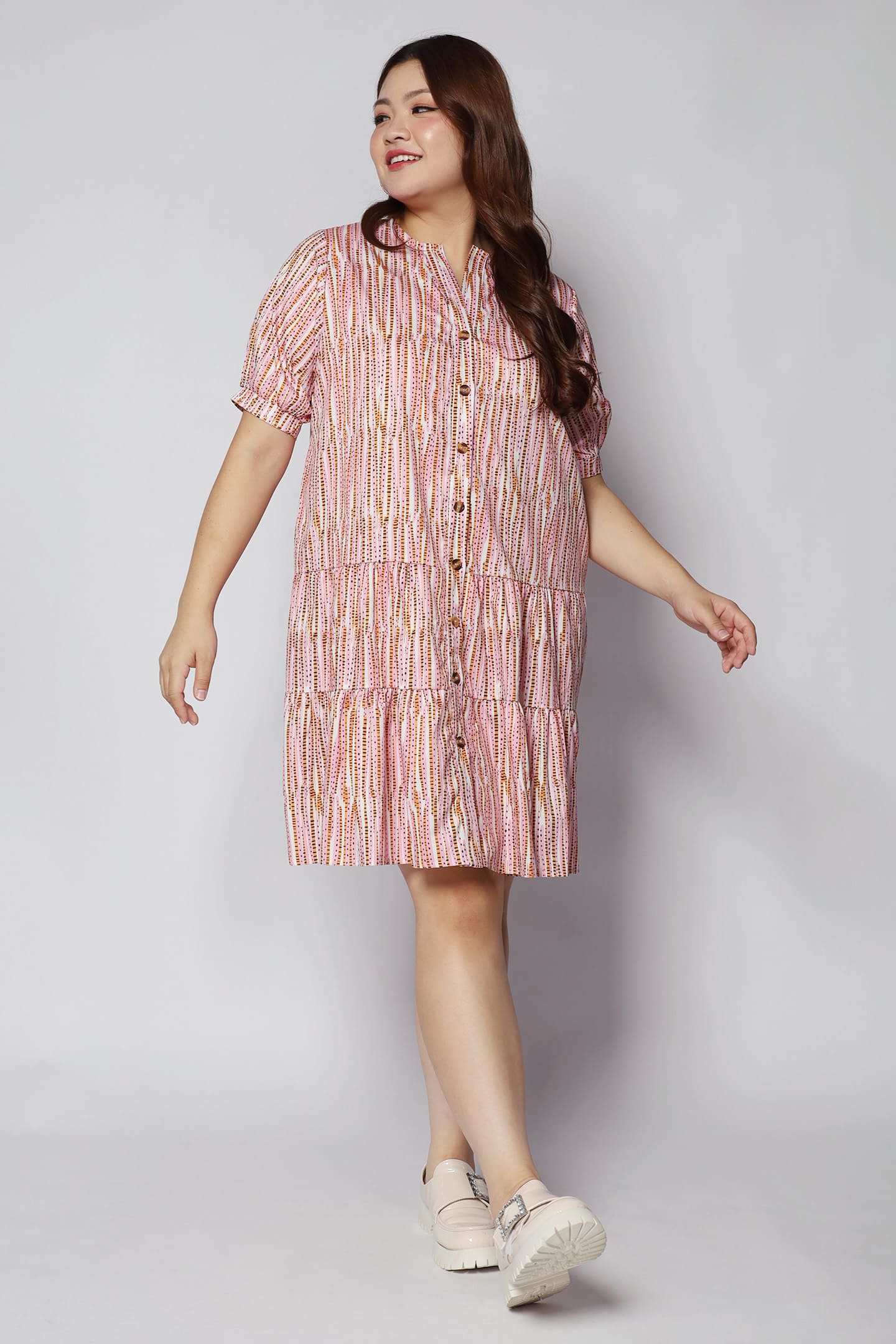 Sue Dress in Dotted Strokes