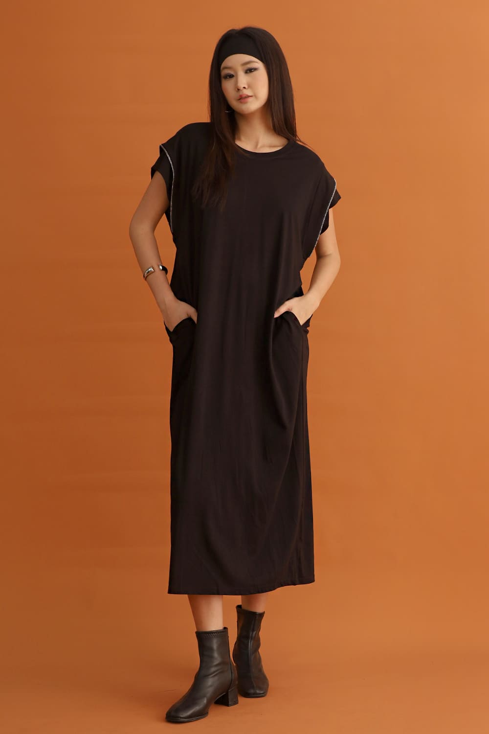 CHOSEN - Sven Zipper Dress