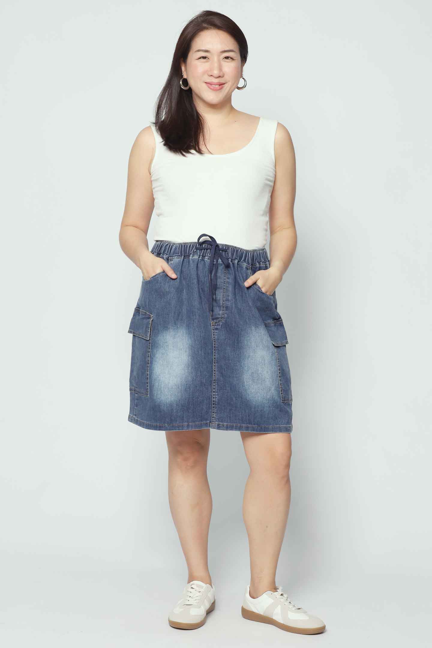 Syri Skirt in Dark Denim