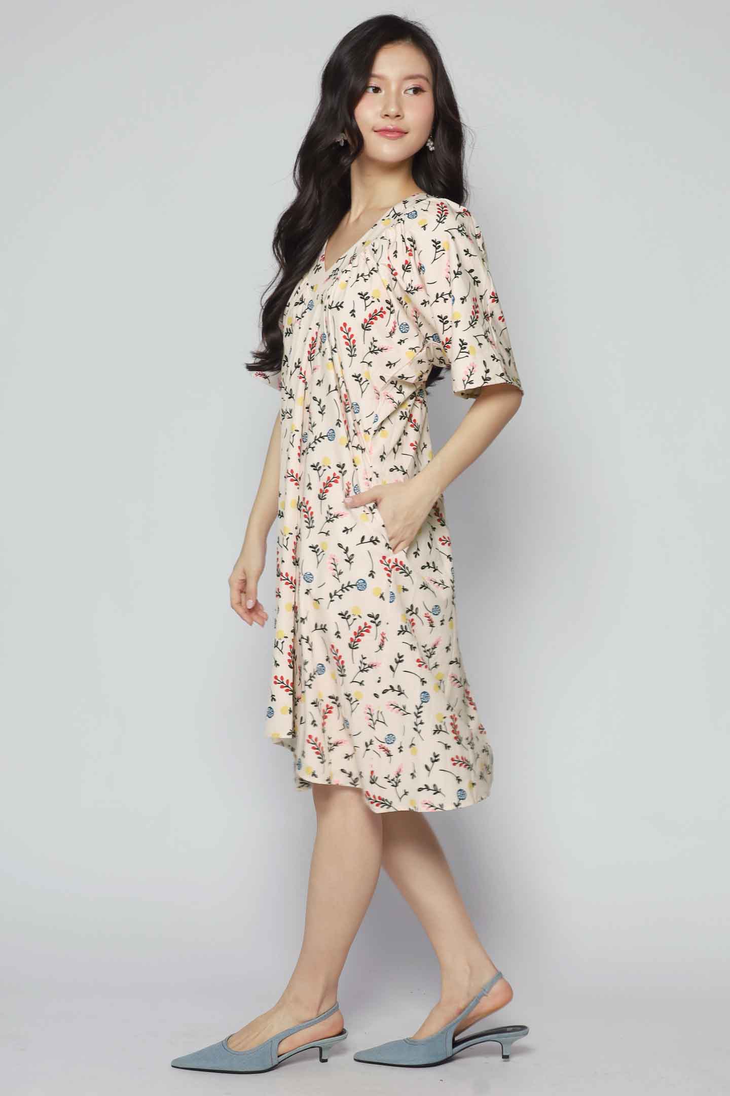 Tayler V Dress in Flourish Ville