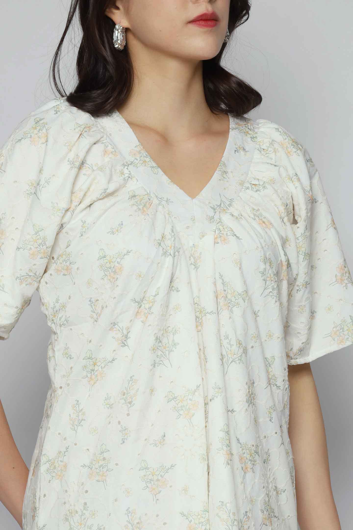 Tayler V Dress in Lovely Bouquet