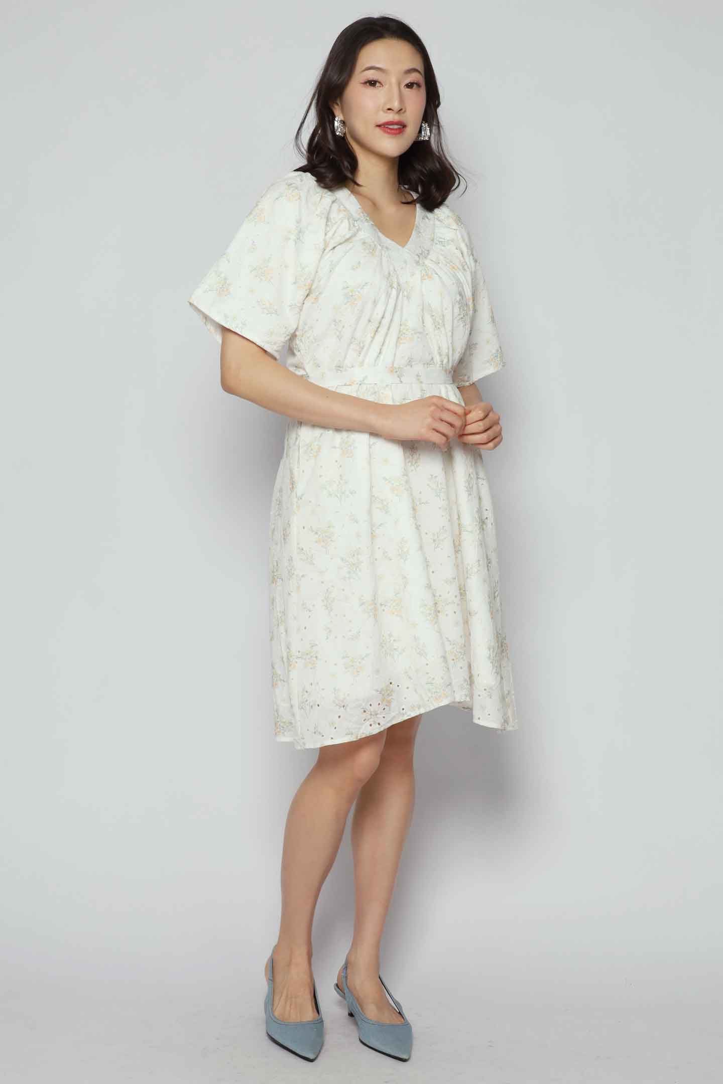 Tayler V Dress in Lovely Bouquet