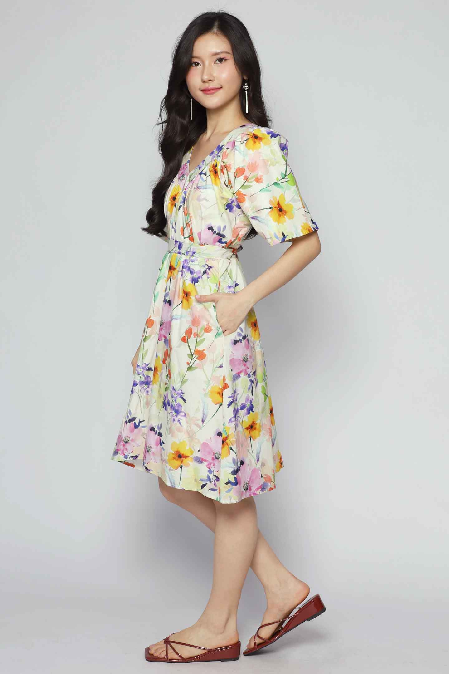 Tayler V Dress in Spring Canvas