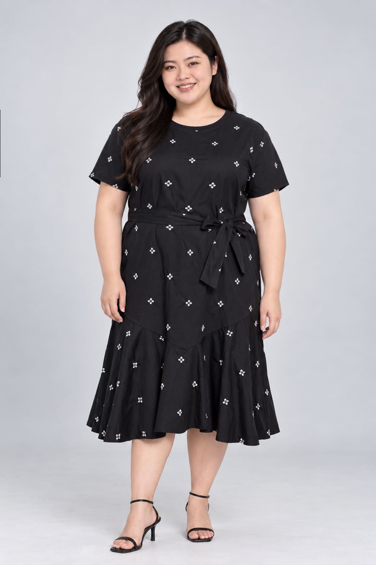 TE+ : Gisele Dress in Dainty Bloom