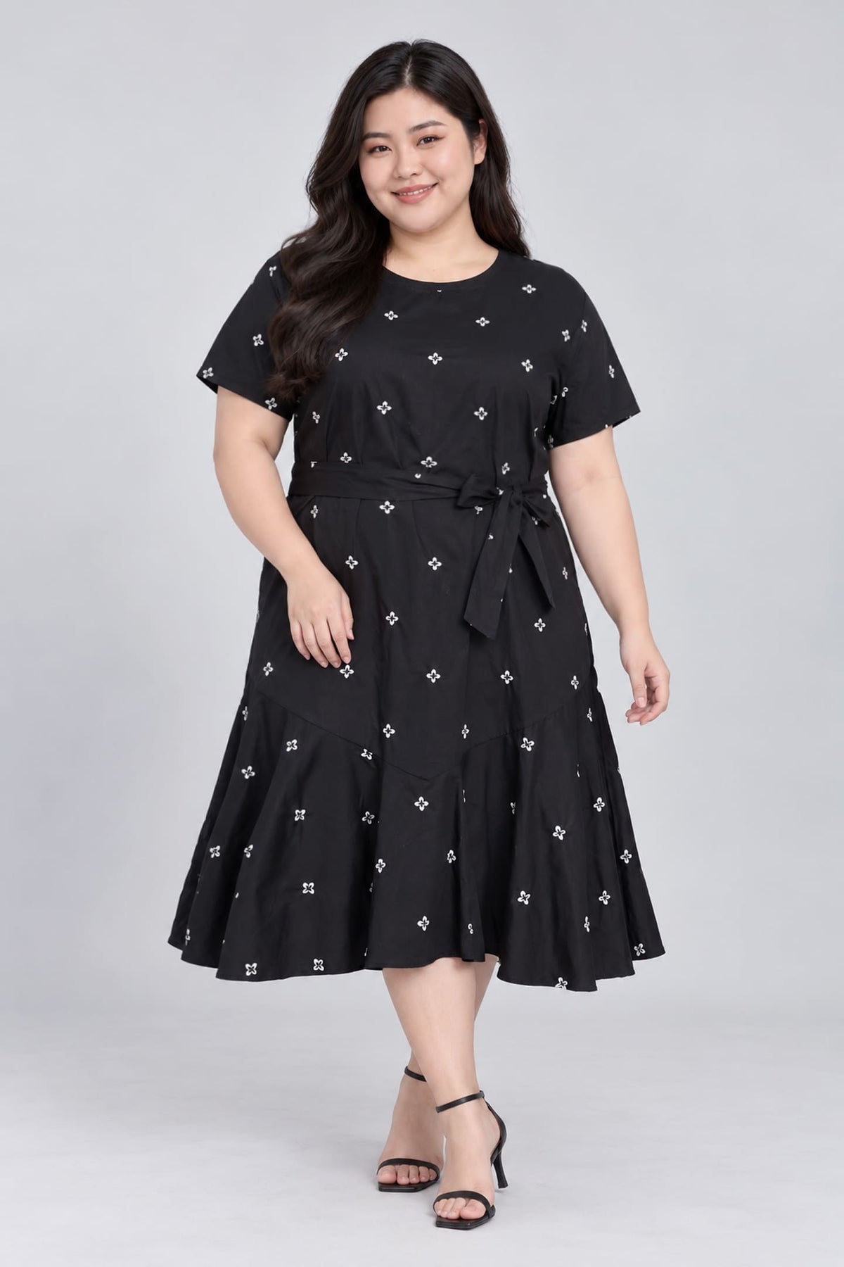 TE+ : Gisele Dress in Dainty Bloom