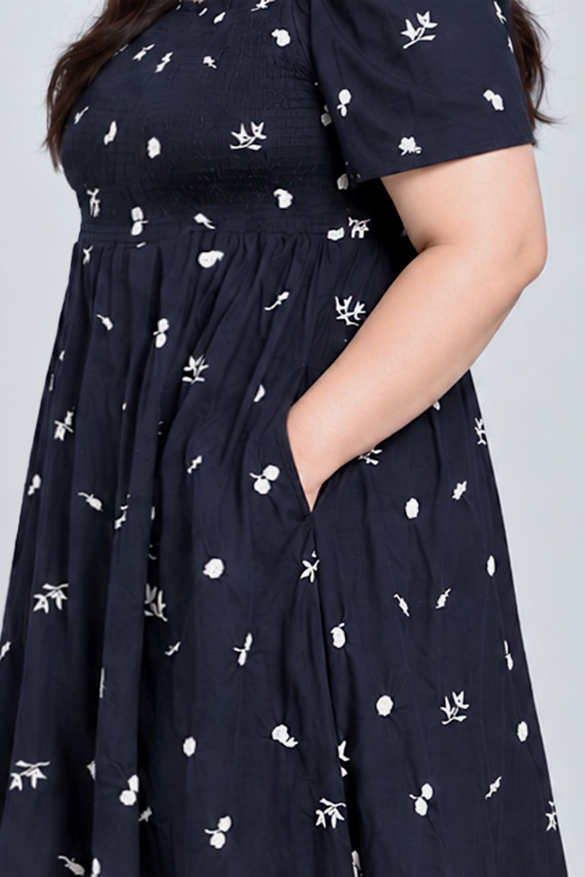 TE+ : Sora Dress in Botanical Notes